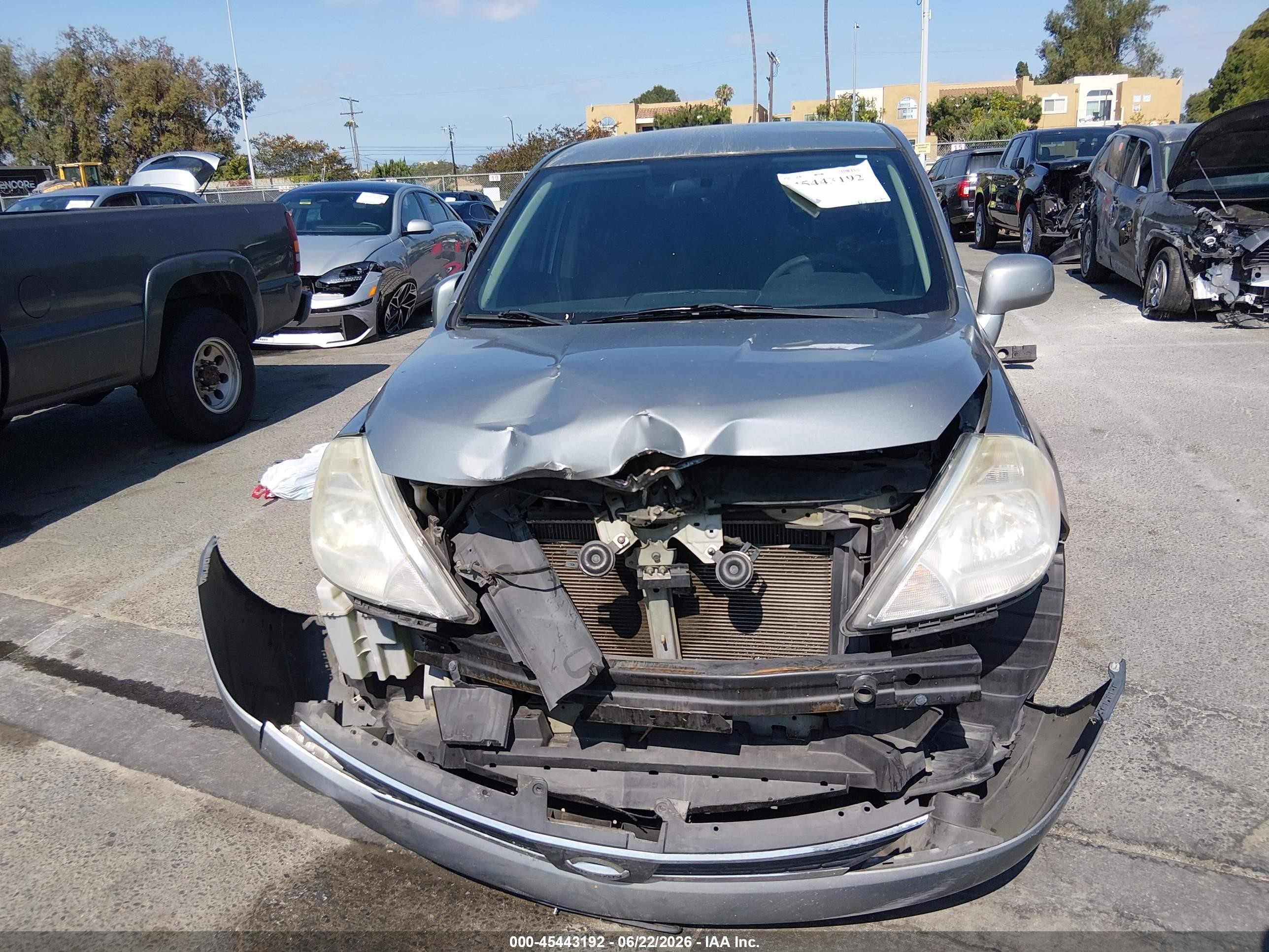 2008 Nissan Versa 1.8 S Gray vin: 3N1BC11E48L403206
