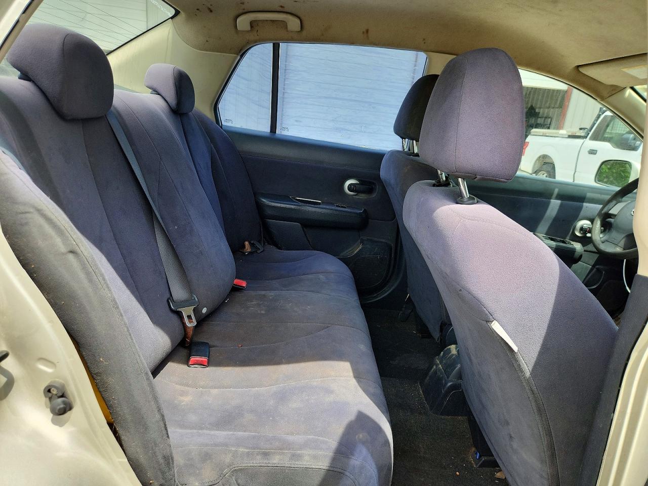 2008 Nissan Versa 1.8 S Tan vin: 3N1BC11E48L433712