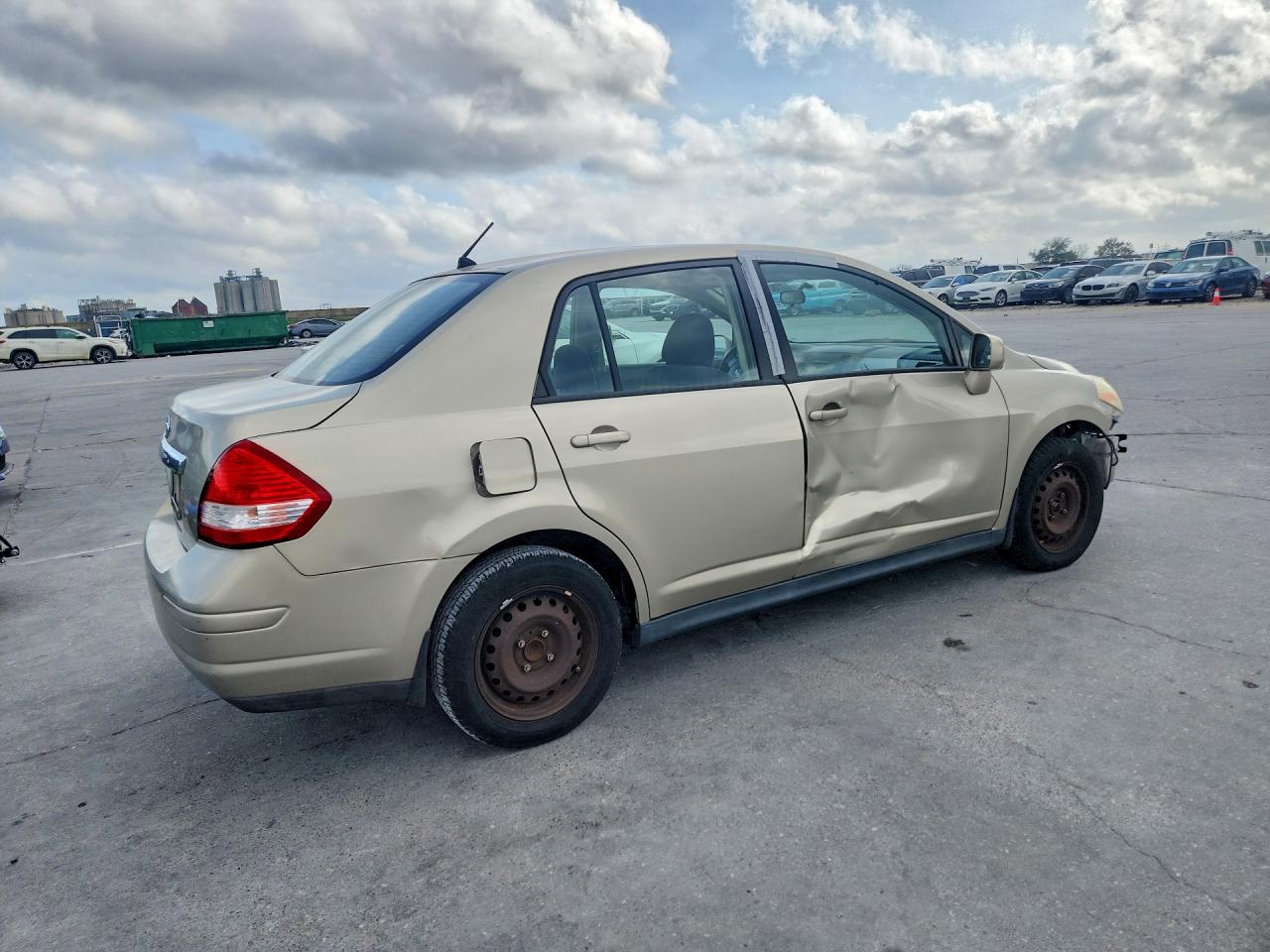 2009 Nissan Versa S Gold vin: 3N1BC11E49L470888