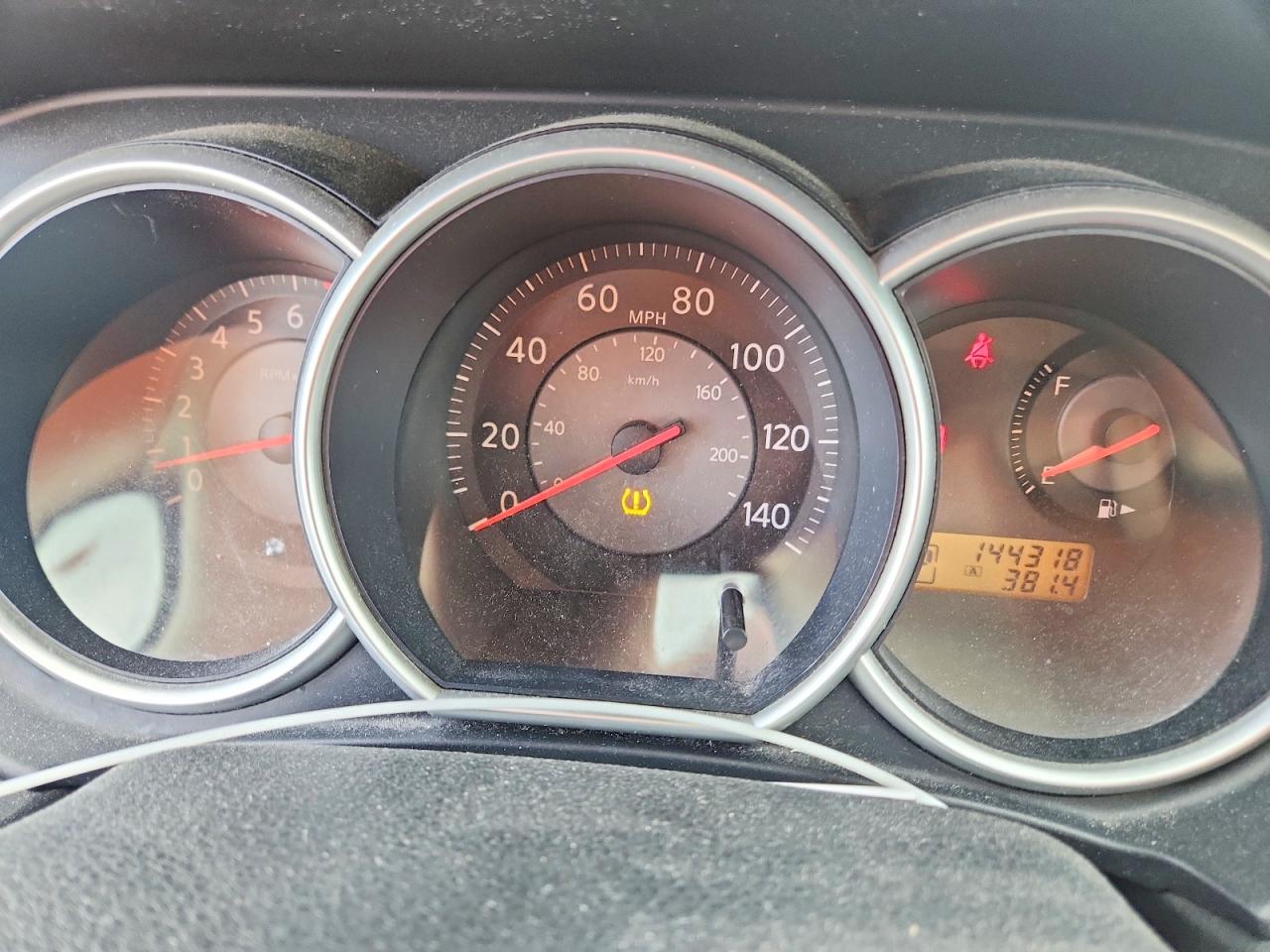 2009 Nissan Versa S Gold vin: 3N1BC11E49L470888
