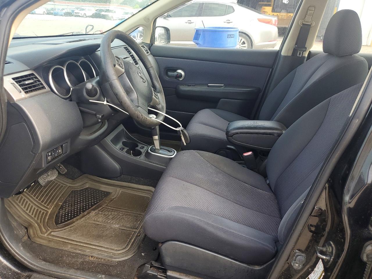 2007 Nissan Versa 1.8 S Черный vin: 3N1BC11E57L411670