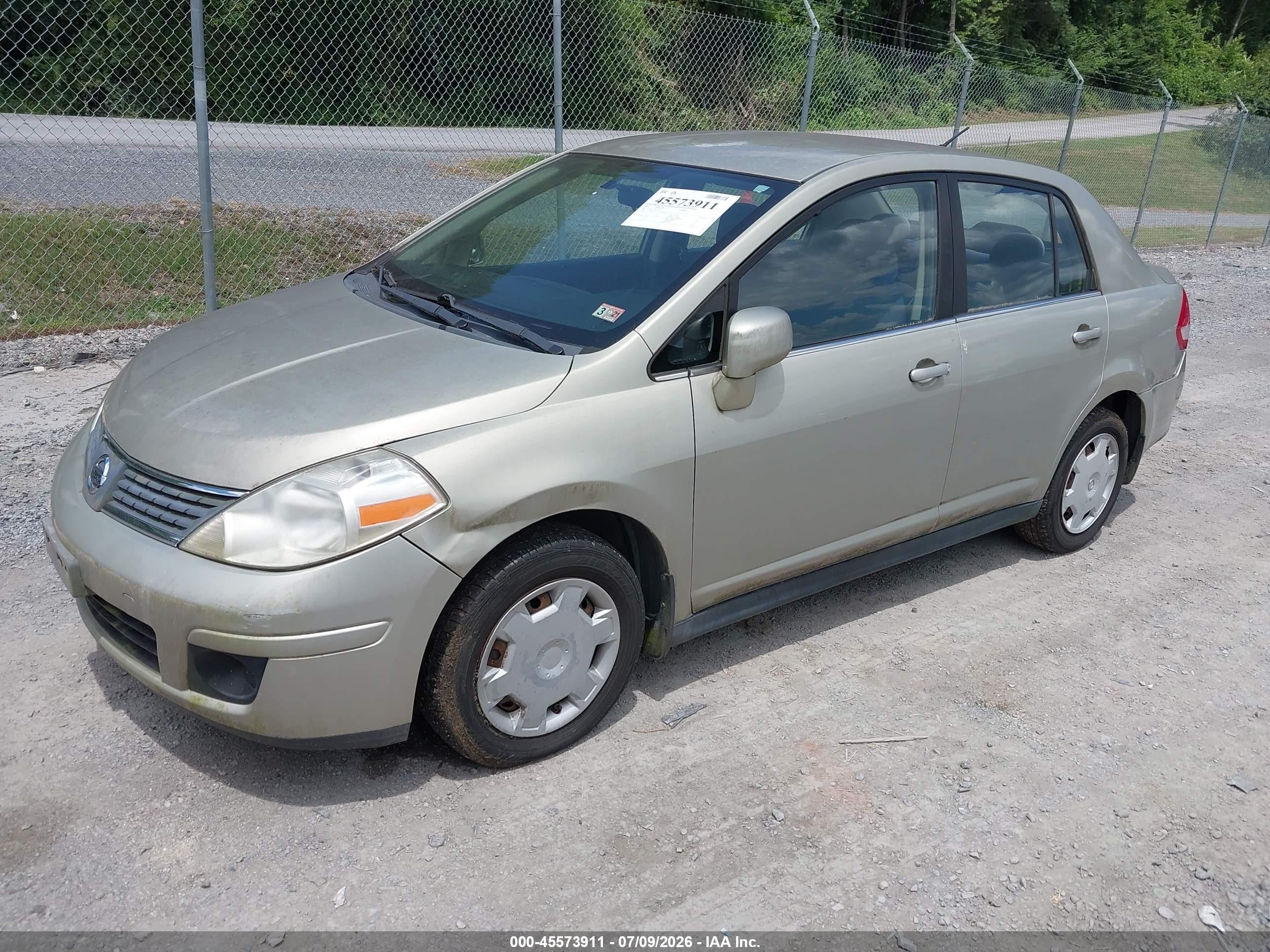 2008 Nissan Versa 1.8 S Gold vin: 3N1BC11E58L351925