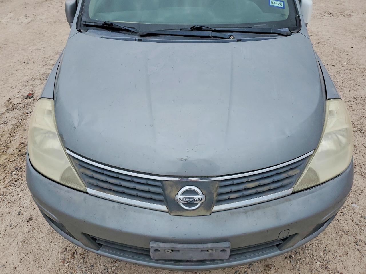 2007 Nissan Versa 1.8 S Silver vin: 3N1BC11E67L421821