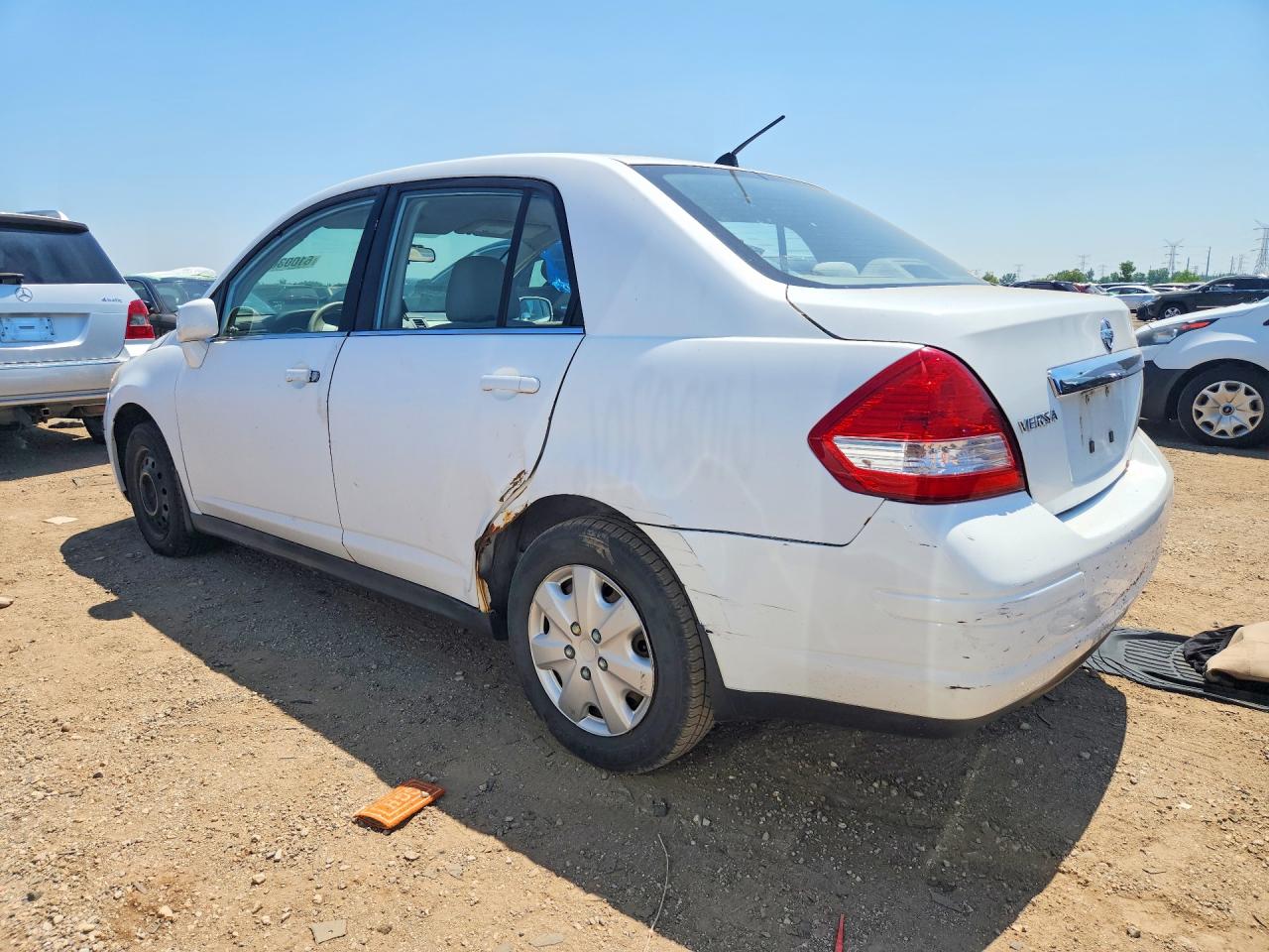 2008 Nissan Versa 1.8 S White vin: 3N1BC11E68L442234