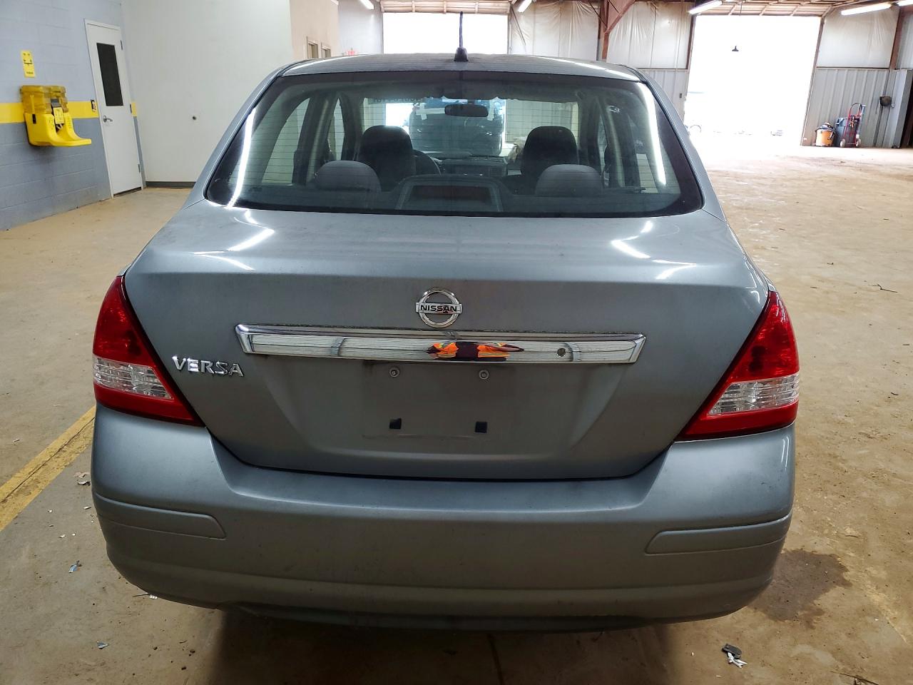 2009 Nissan Versa Blue vin: 3N1BC11E69L375457
