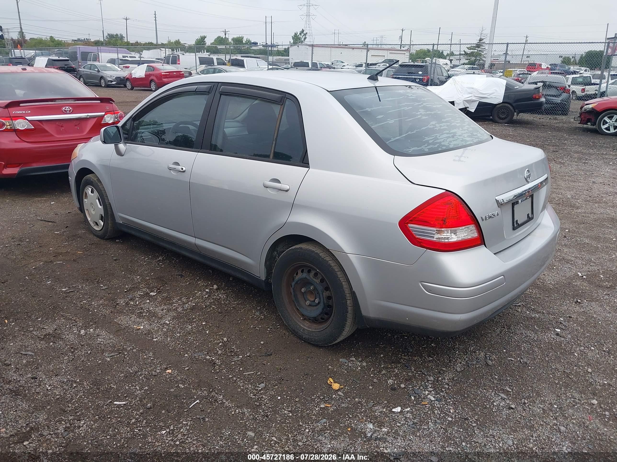 2009 Nissan Versa 1.8s Silver vin: 3N1BC11E69L445796