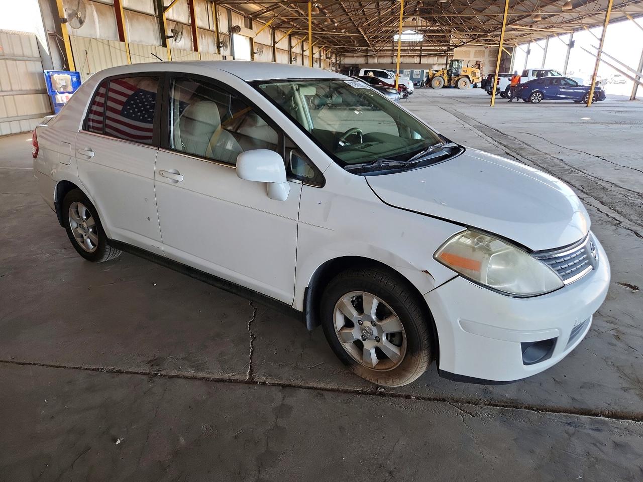 2007 Nissan Versa 1.8 S White vin: 3N1BC11E77L426428