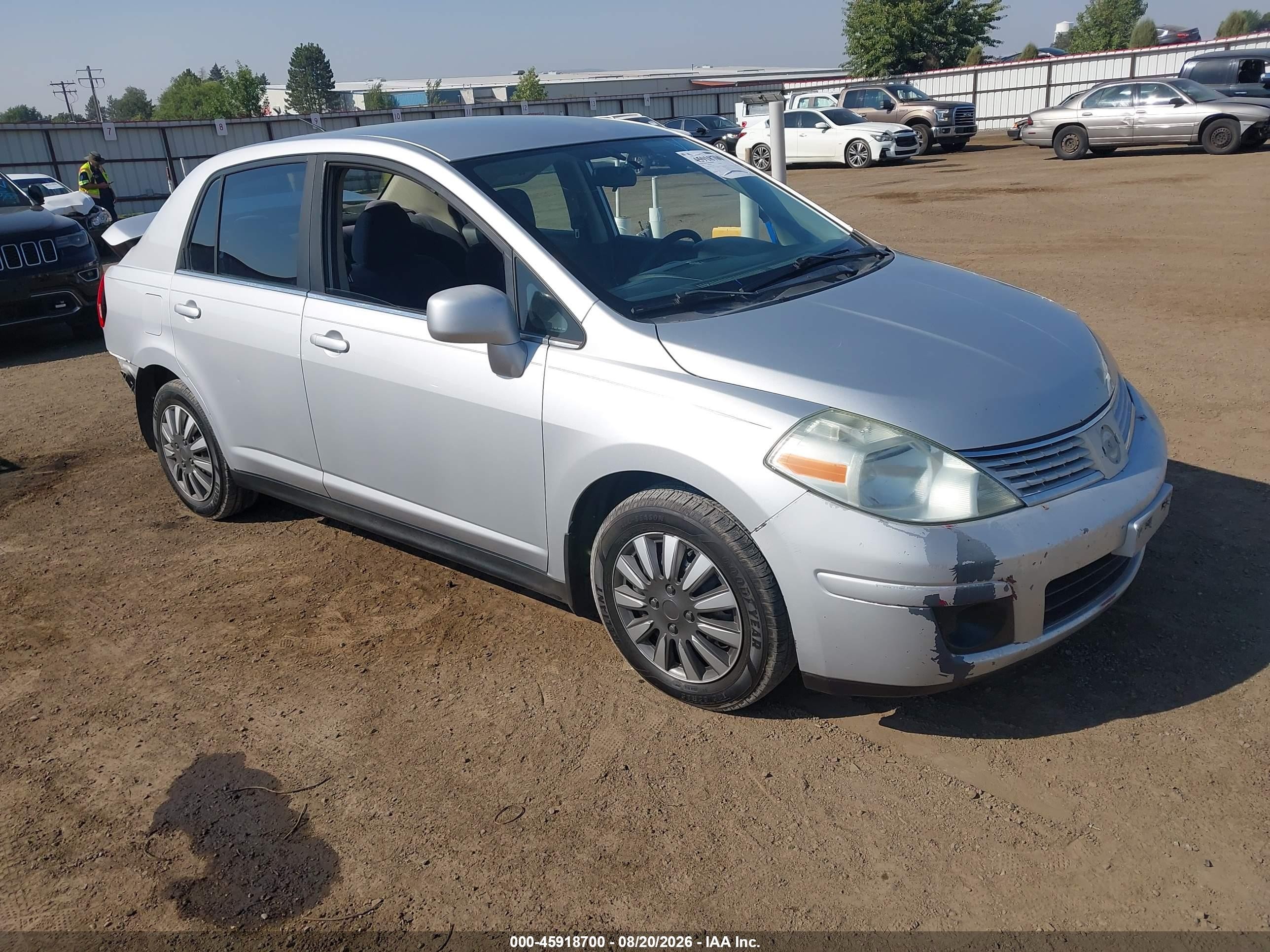 2009 Nissan Versa 1.8s Silver vin: 3N1BC11E89L383642
