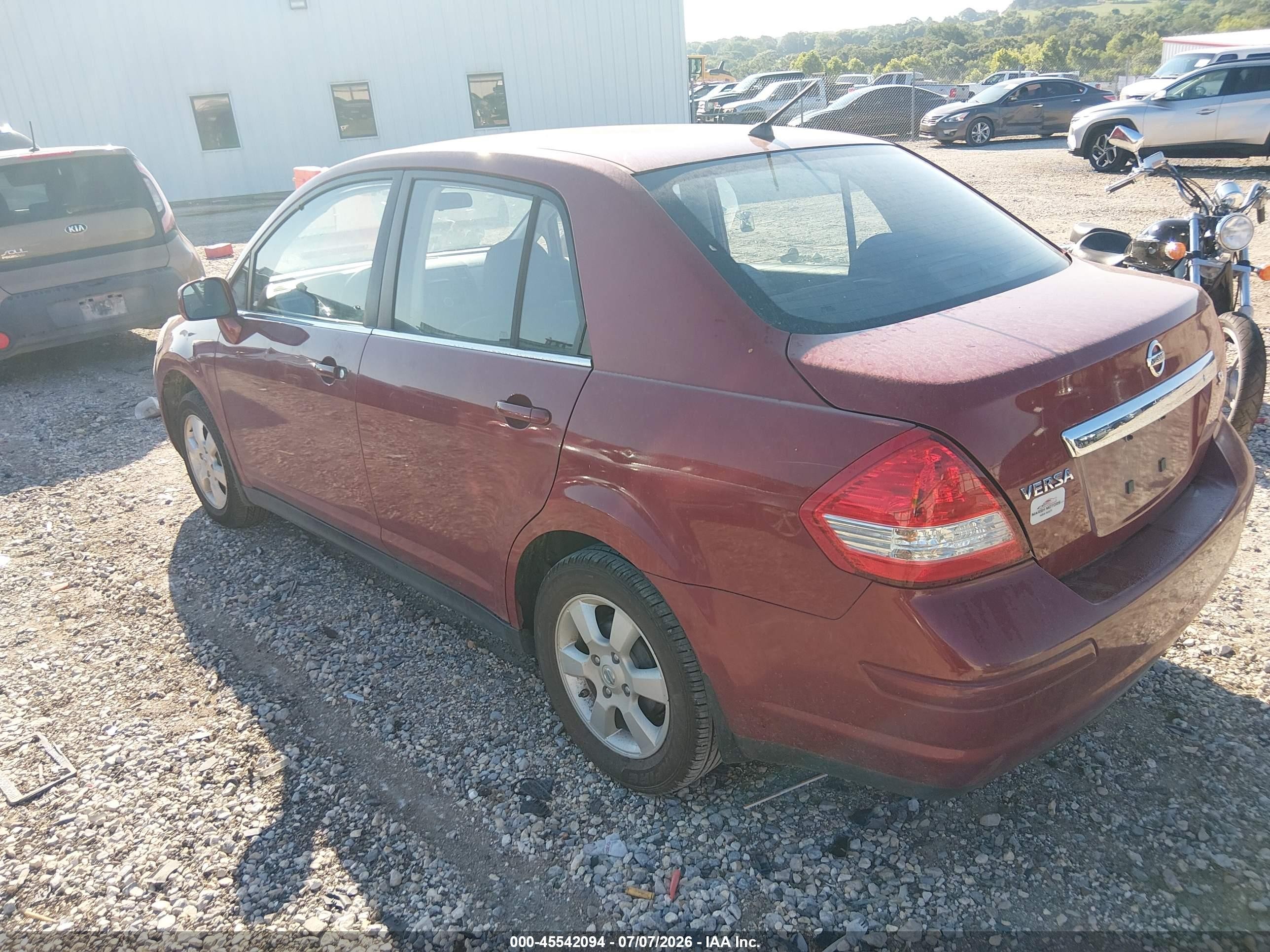 2007 Nissan Versa 1.8sl Maroon vin: 3N1BC11E97L409761