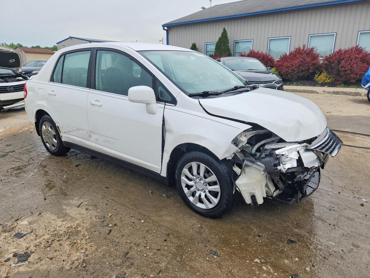 2007 Nissan Versa 1.8 S White vin: 3N1BC11EX7L444468