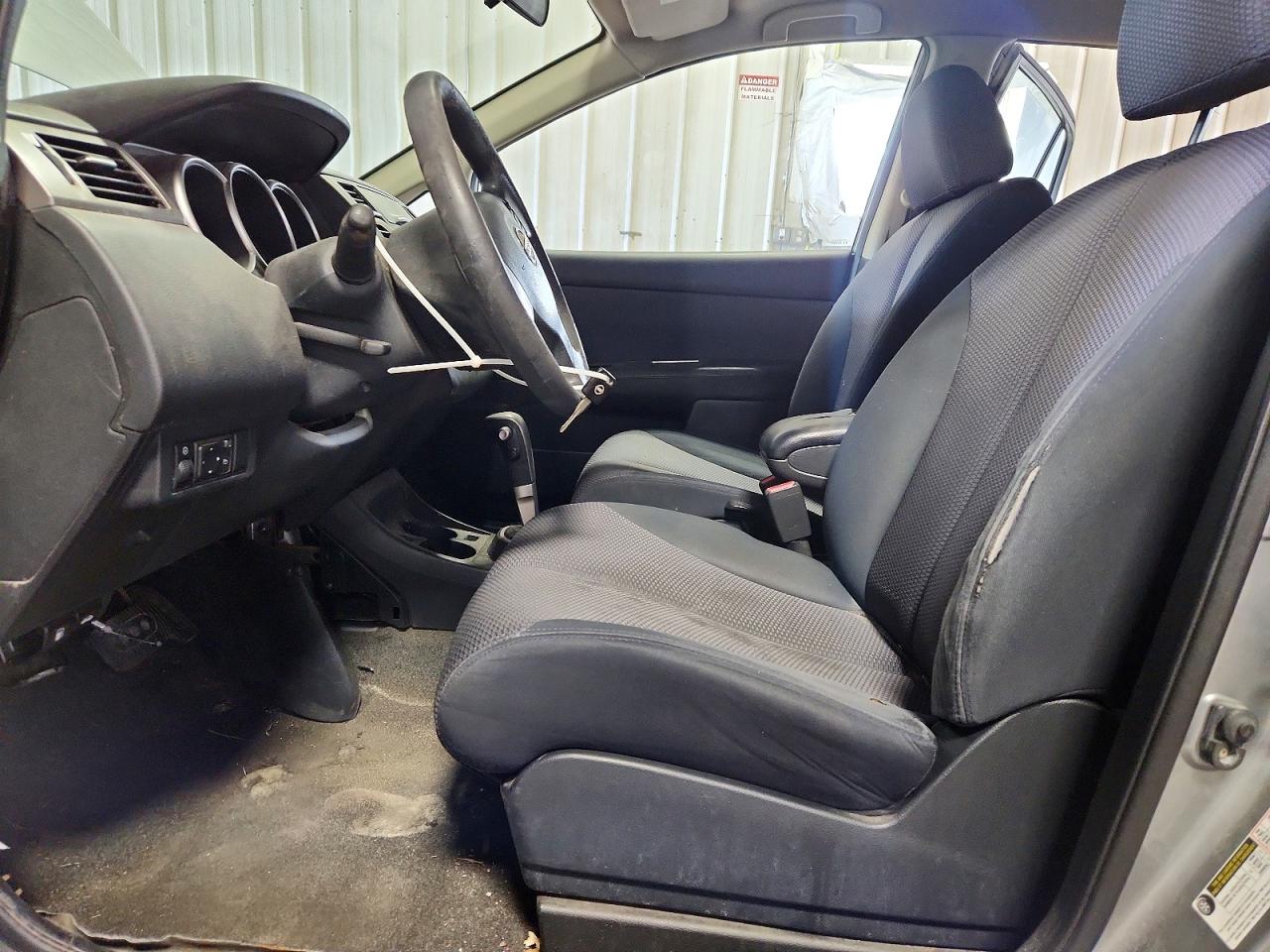 2008 Nissan Versa 1.8 S Silver vin: 3N1BC11EX8L365741