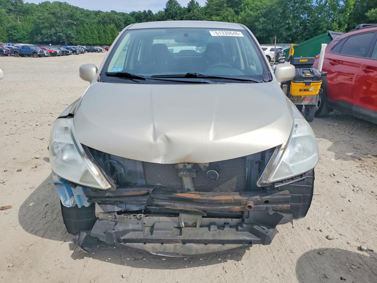 2009 Nissan Versa 1.8 S Beige vin: 3N1BC11EX9L392178