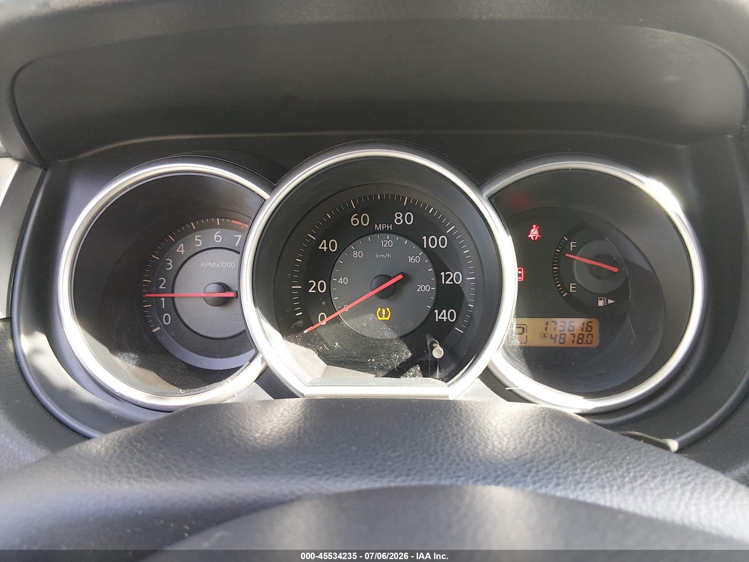 2009 Nissan Versa 1.8s Gold vin: 3N1BC11EX9L449835