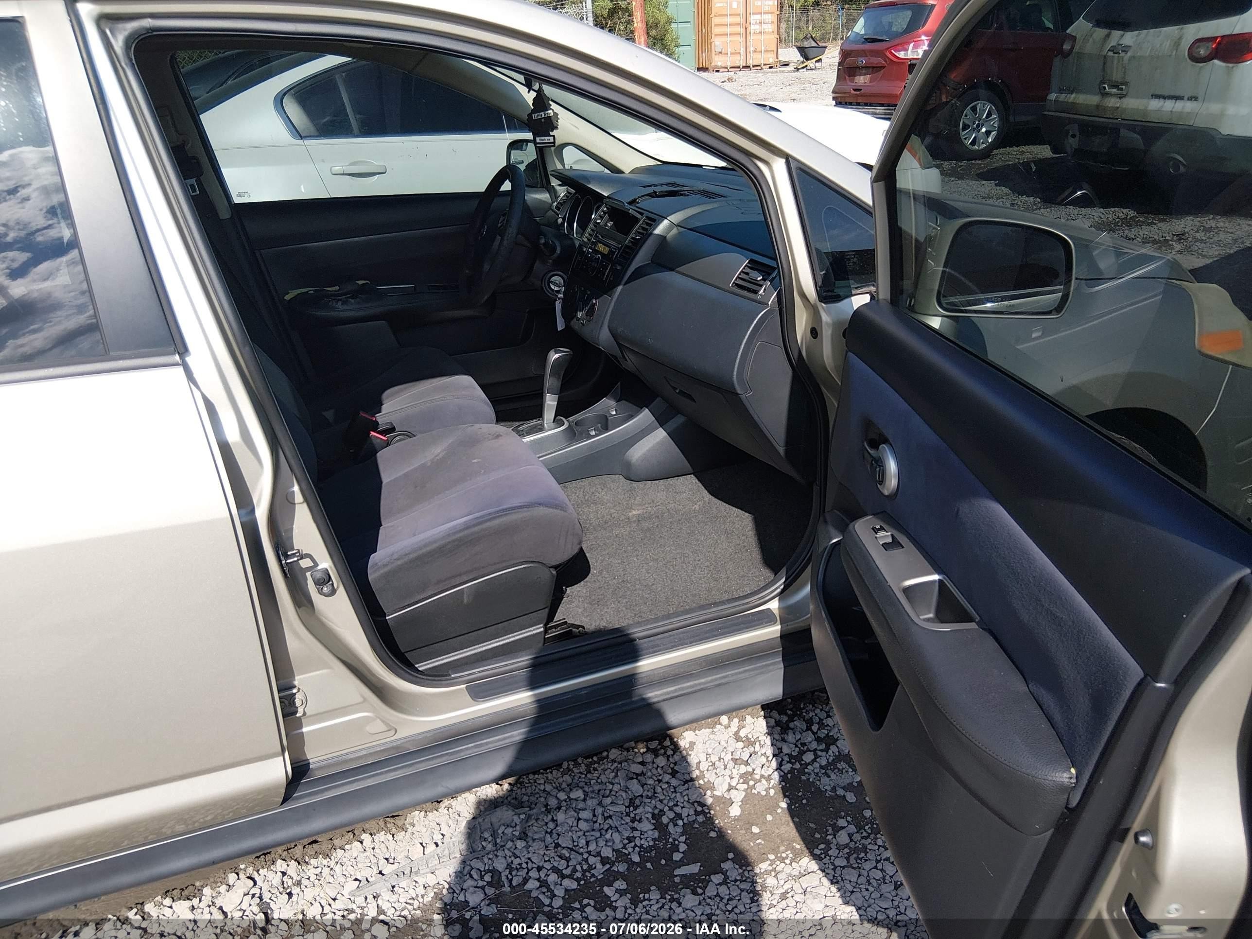 2009 Nissan Versa 1.8s Gold vin: 3N1BC11EX9L449835
