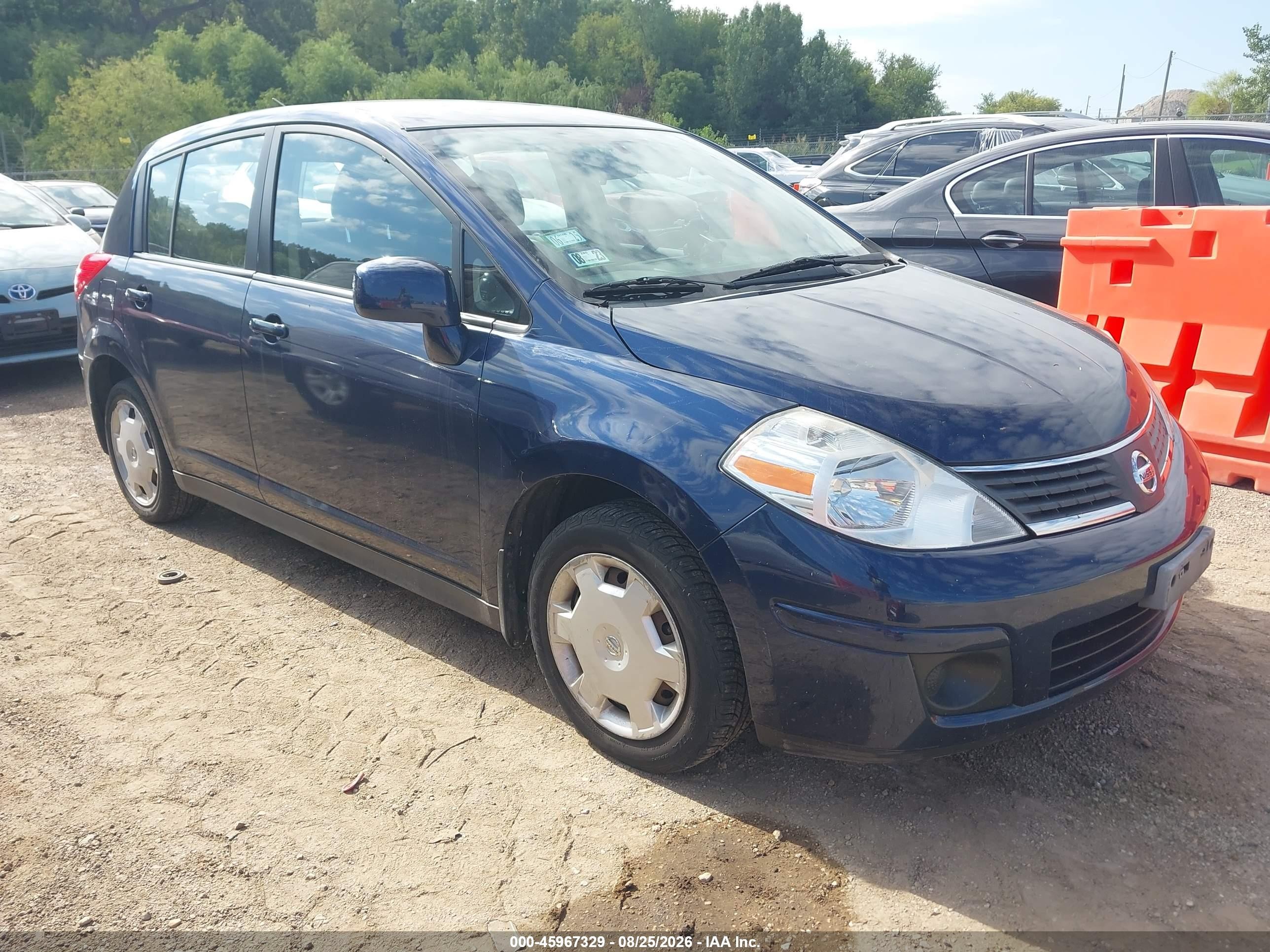 2008 Nissan Versa 1.8s Синий vin: 3N1BC13E08L355636