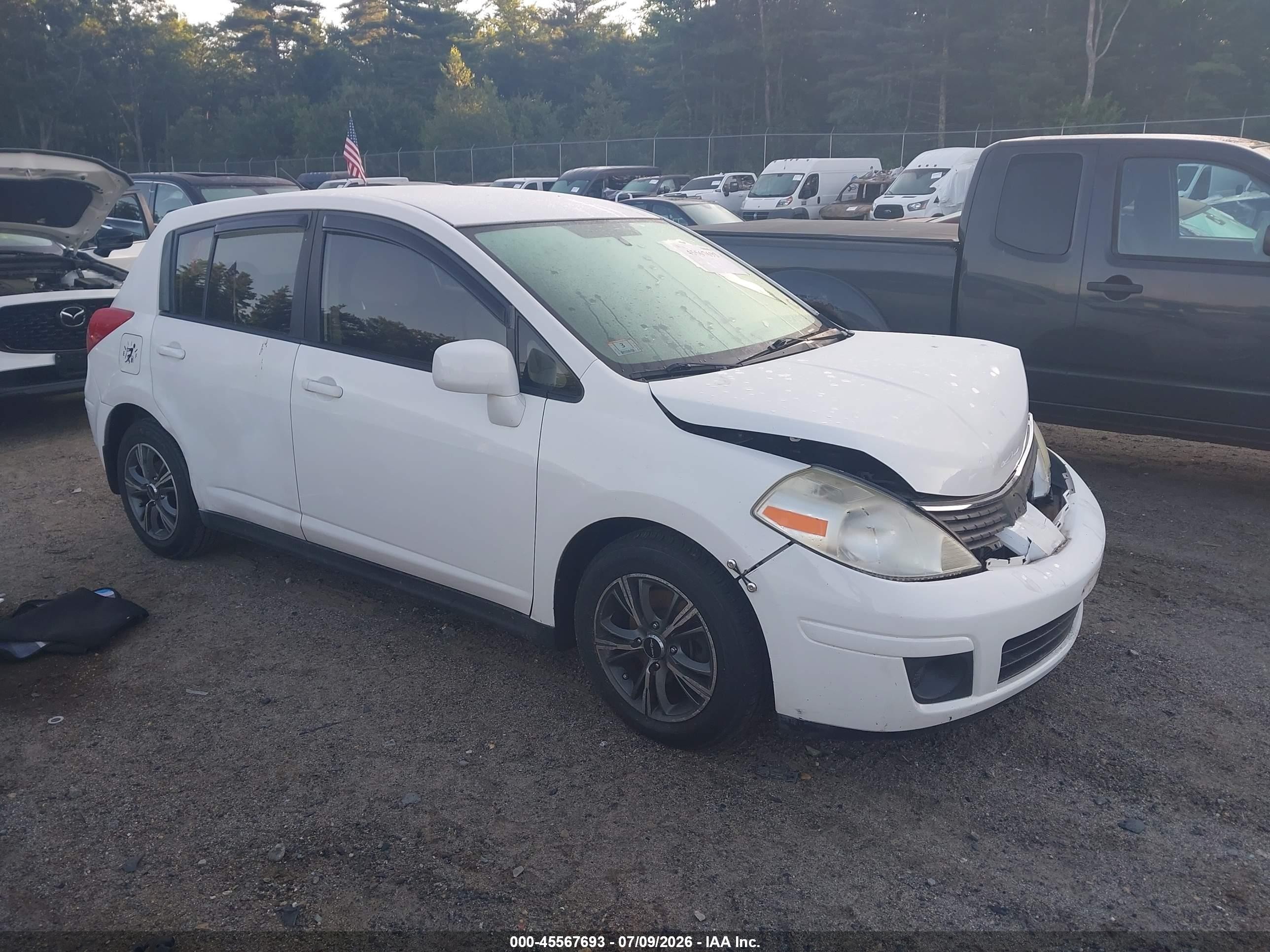 2008 Nissan Versa 1.8 S White vin: 3N1BC13E08L365230