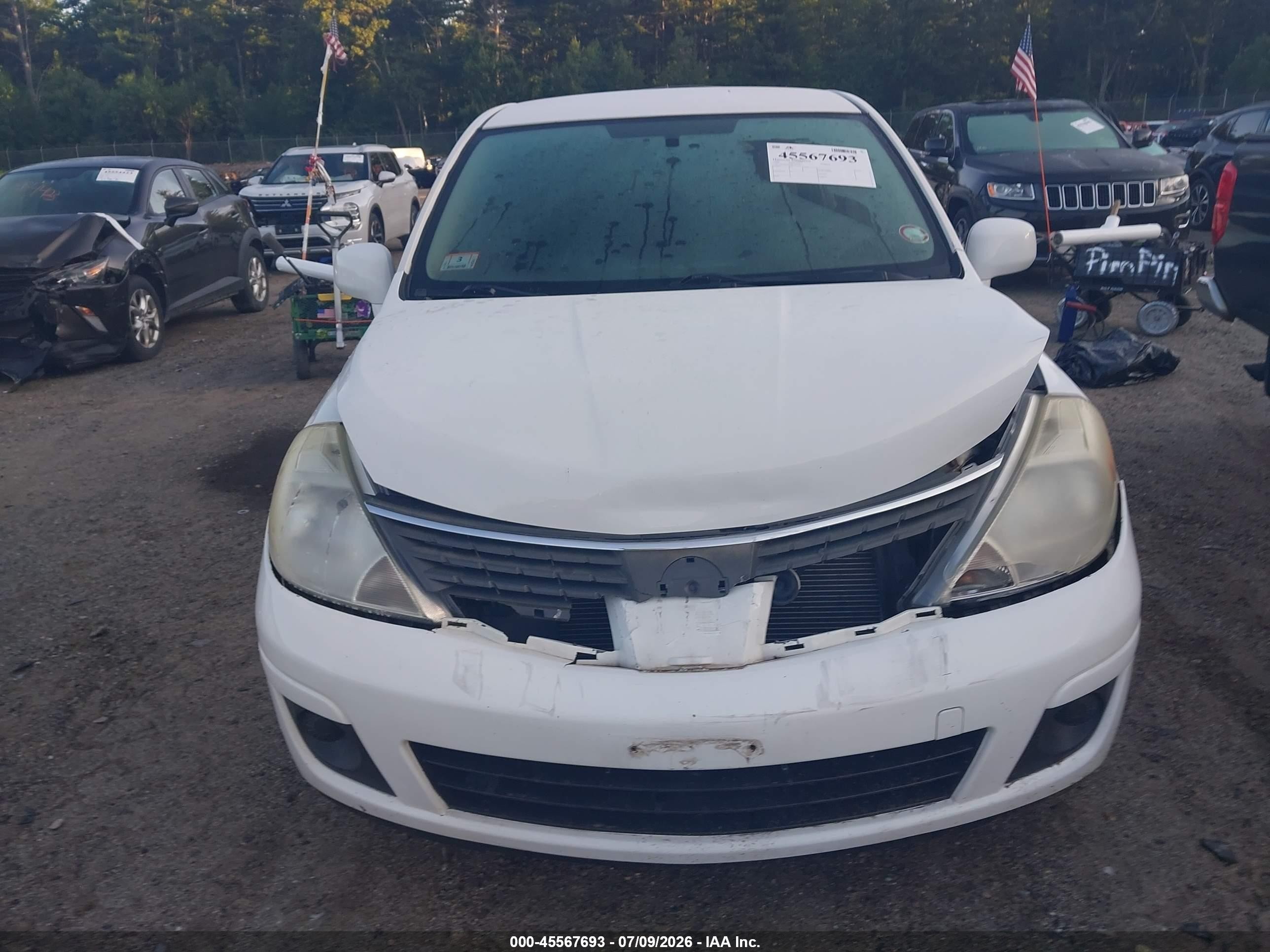 2008 Nissan Versa 1.8 S White vin: 3N1BC13E08L365230