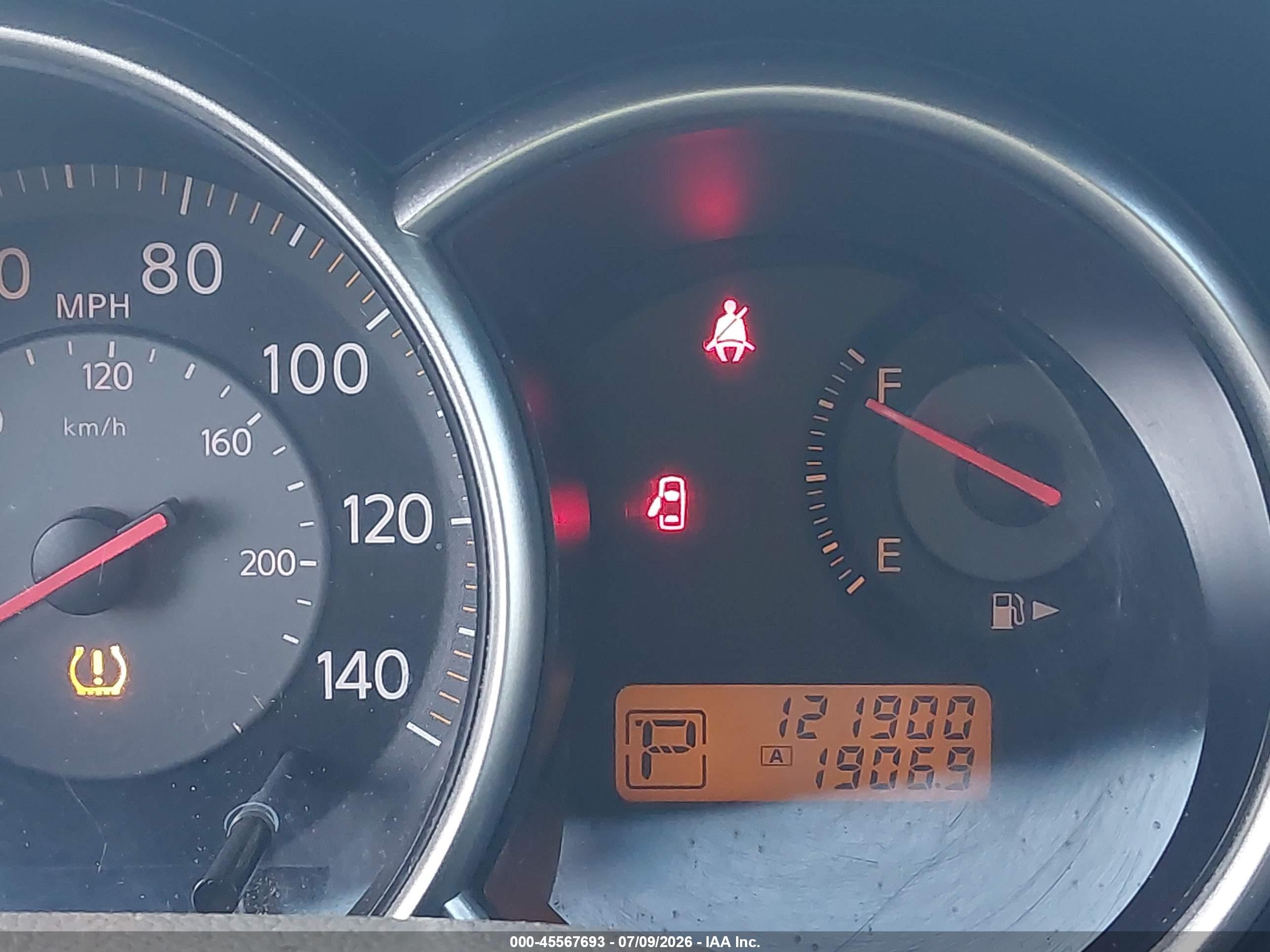 2008 Nissan Versa 1.8 S White vin: 3N1BC13E08L365230