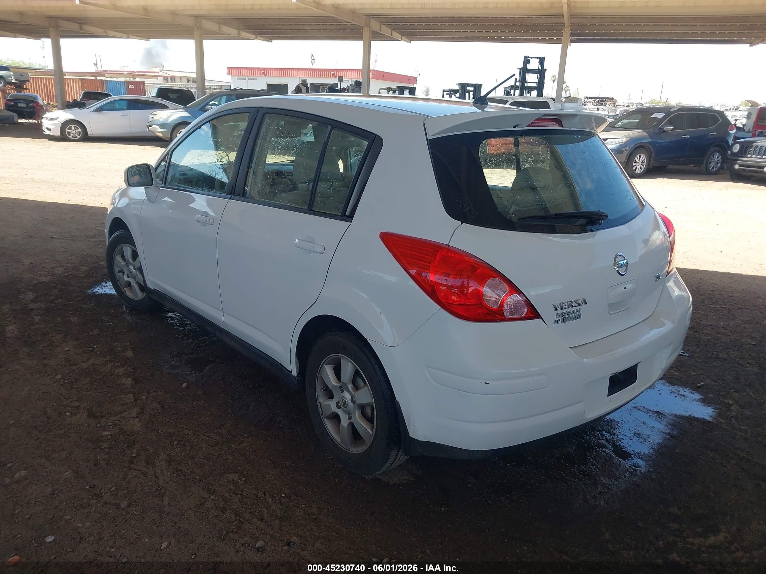 2008 Nissan Versa 1.8sl White vin: 3N1BC13E08L411283