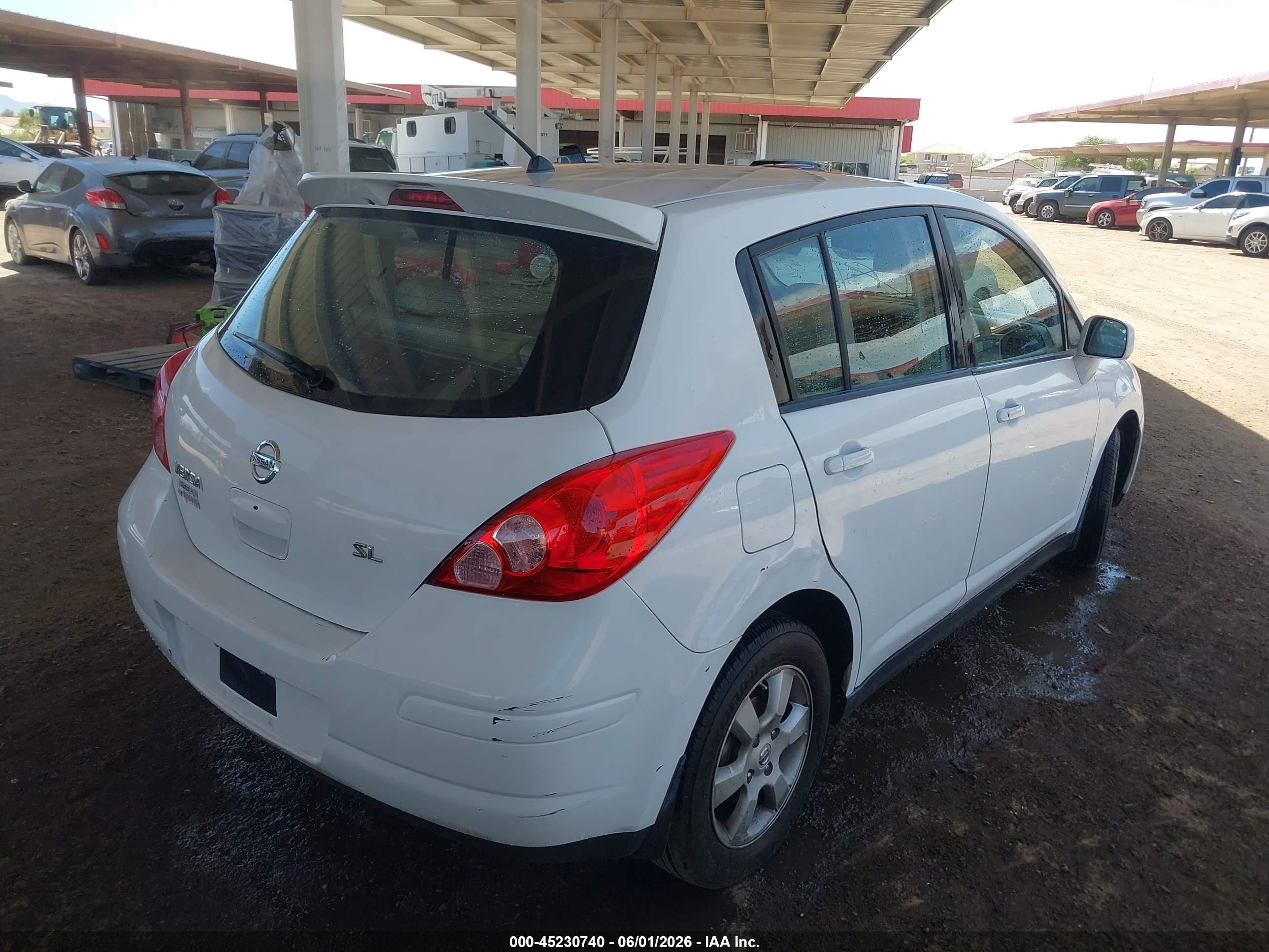 2008 Nissan Versa 1.8sl White vin: 3N1BC13E08L411283