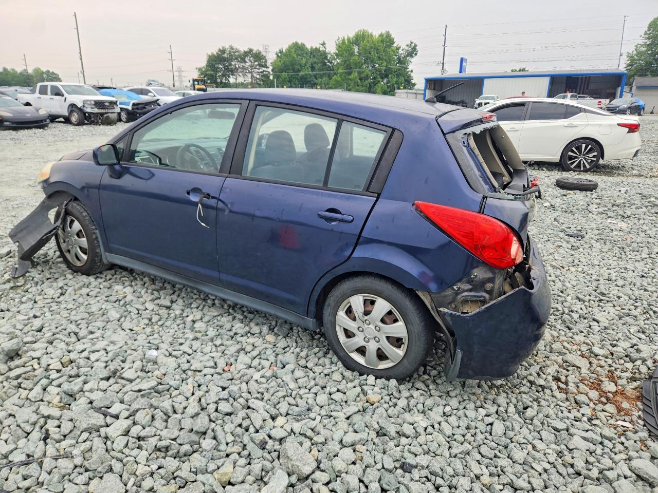 2009 Nissan Versa 1.8 S Blue vin: 3N1BC13E09L358425