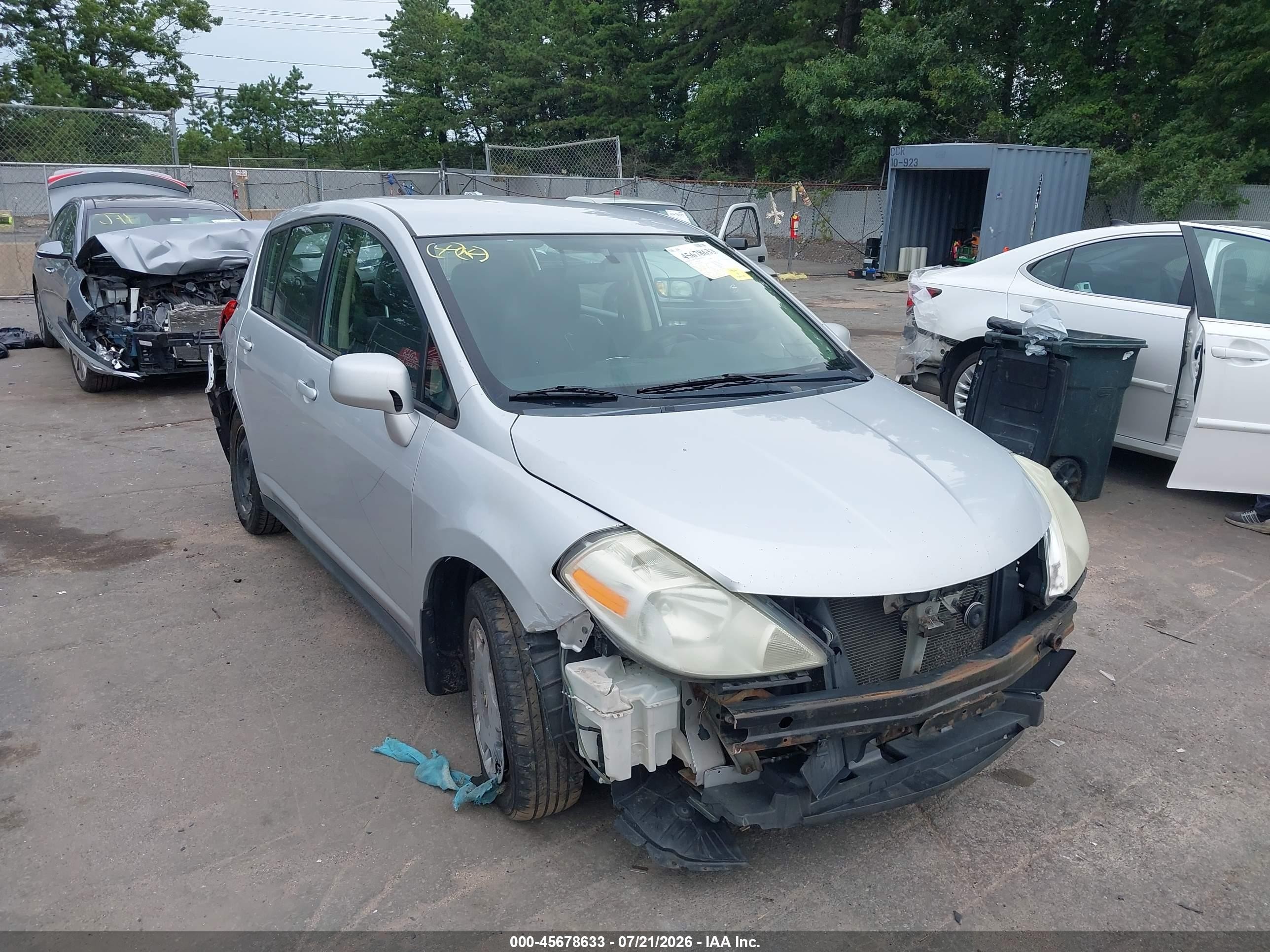 2009 Nissan Versa 1.8s Silver vin: 3N1BC13E09L359462