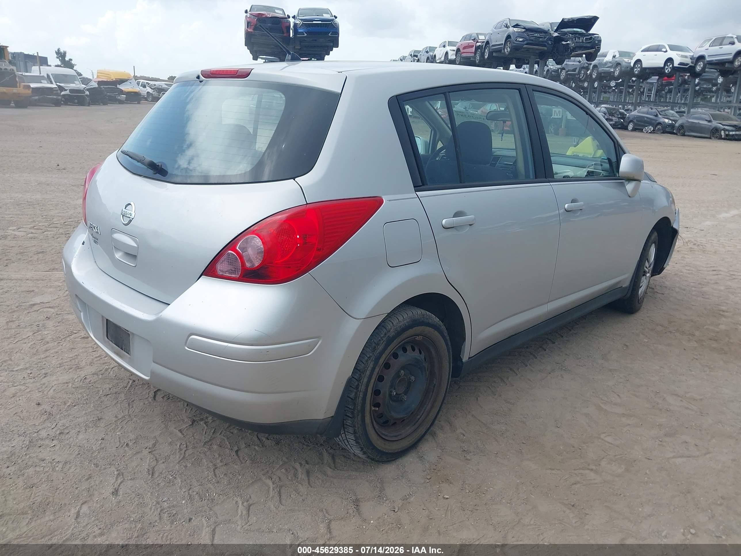 2009 Nissan Versa 1.8s Silver vin: 3N1BC13E09L367190