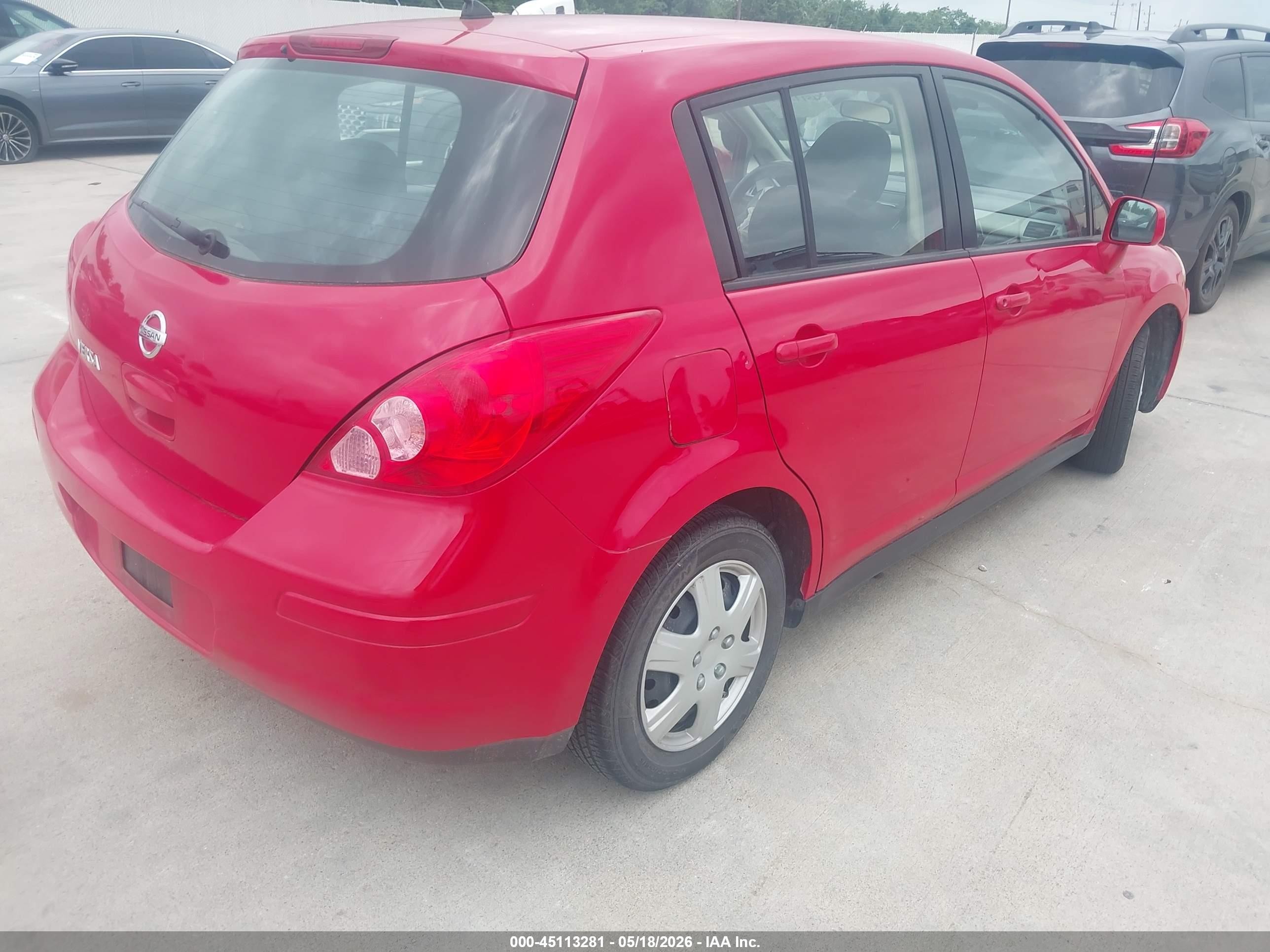 2009 Nissan Versa 1.8s Red vin: 3N1BC13E09L370381