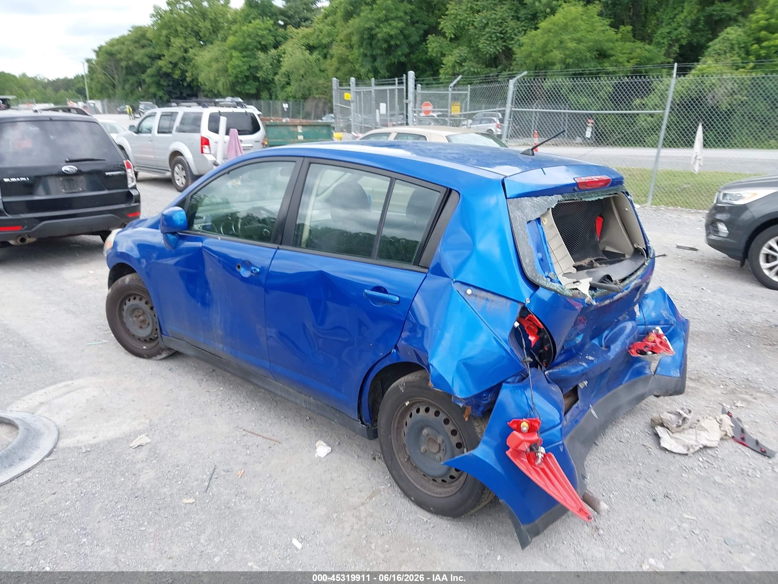2009 Nissan Versa 1.8s Blue vin: 3N1BC13E09L370493