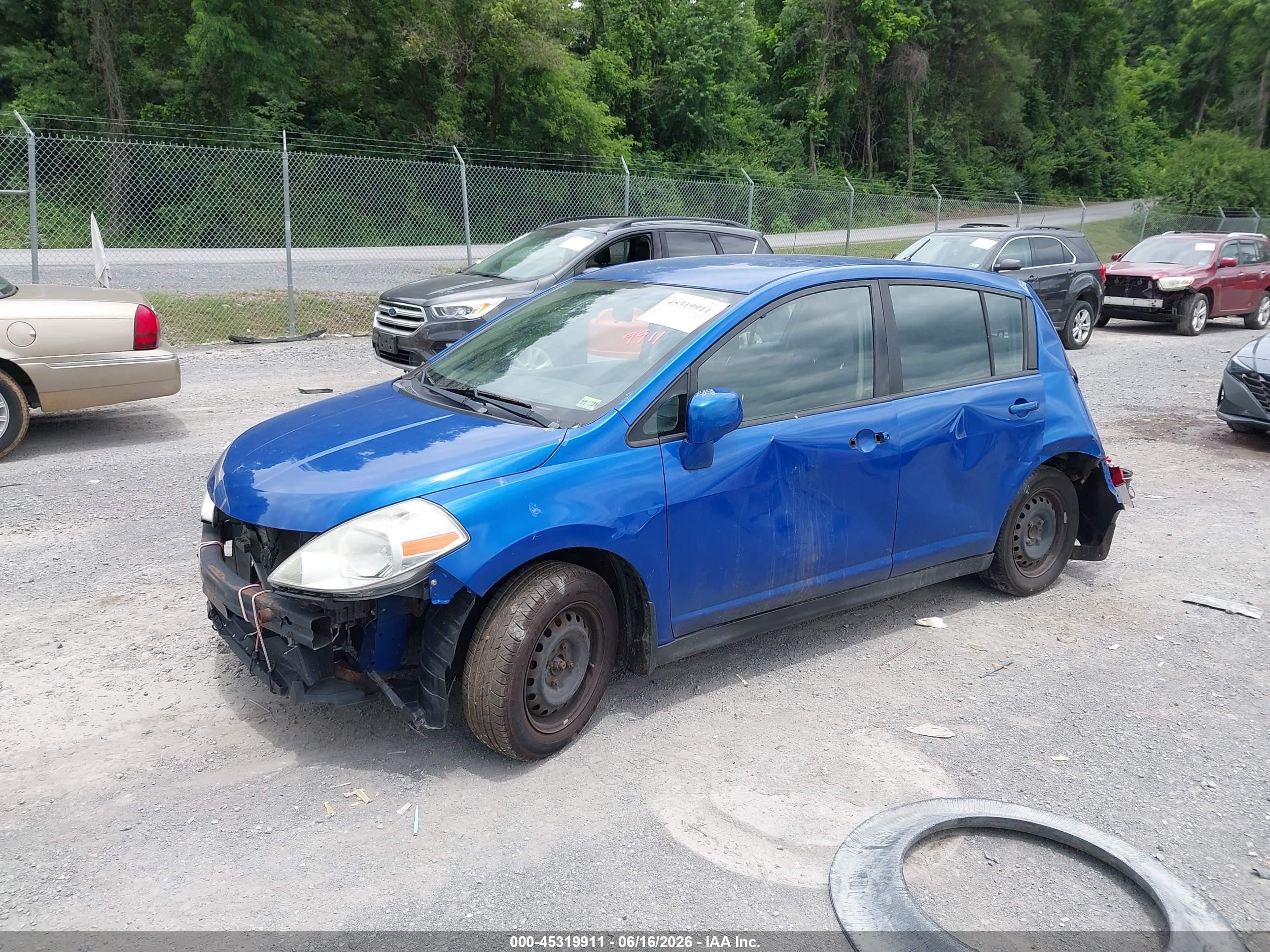 2009 Nissan Versa 1.8s Blue vin: 3N1BC13E09L370493