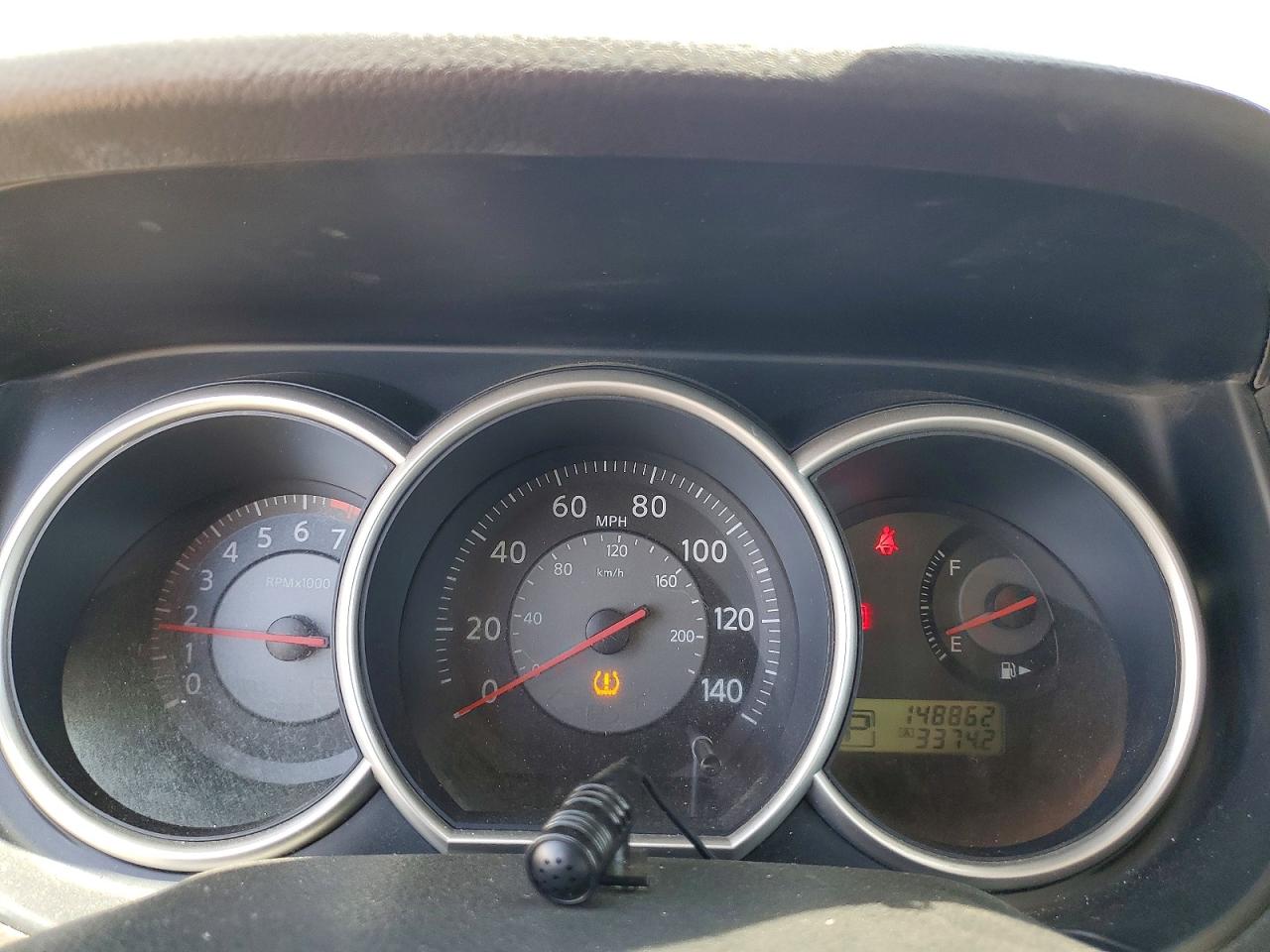2009 Nissan Versa 1.8 S White vin: 3N1BC13E09L481626