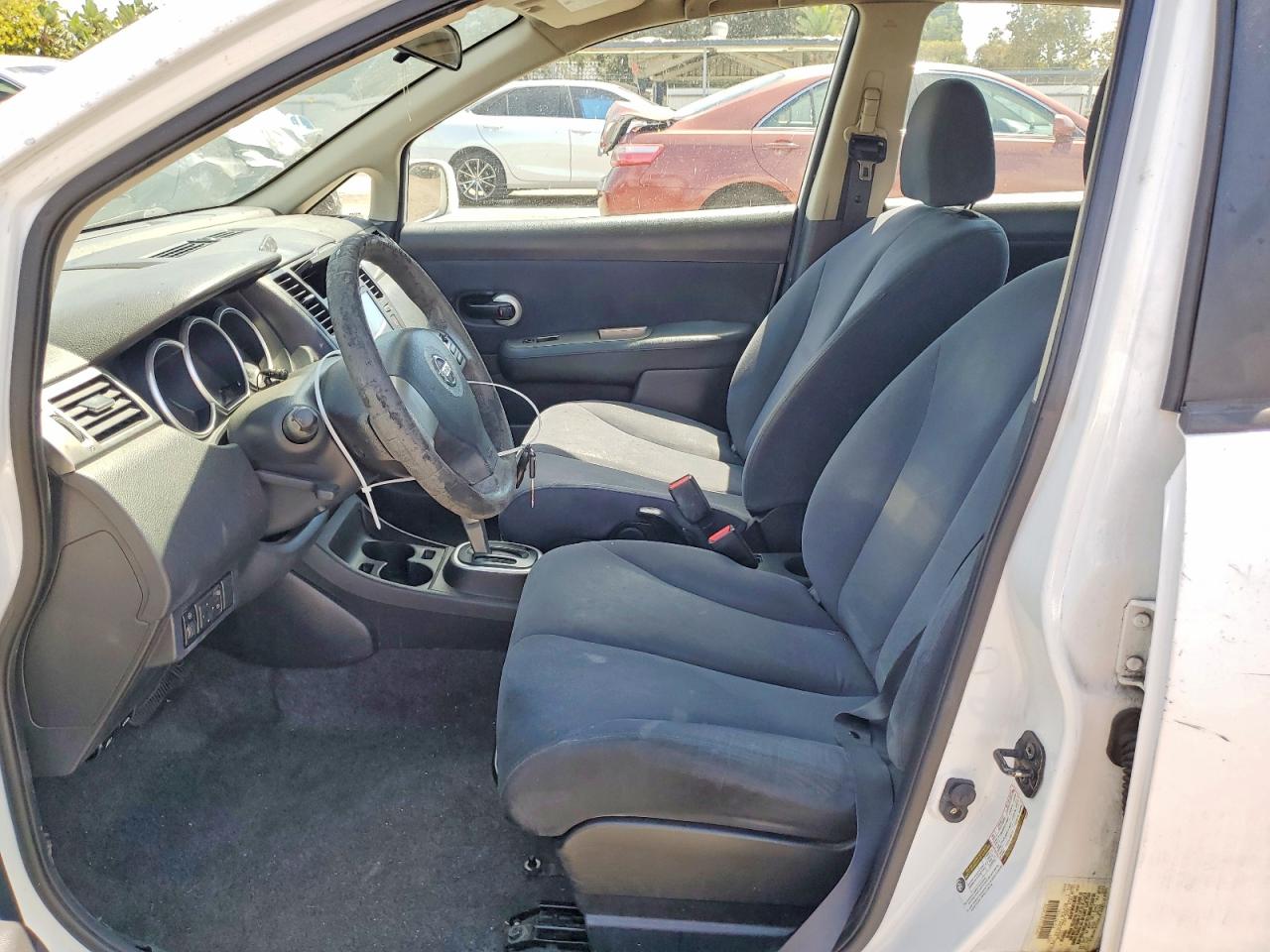2009 Nissan Versa 1.8 S White vin: 3N1BC13E09L481626