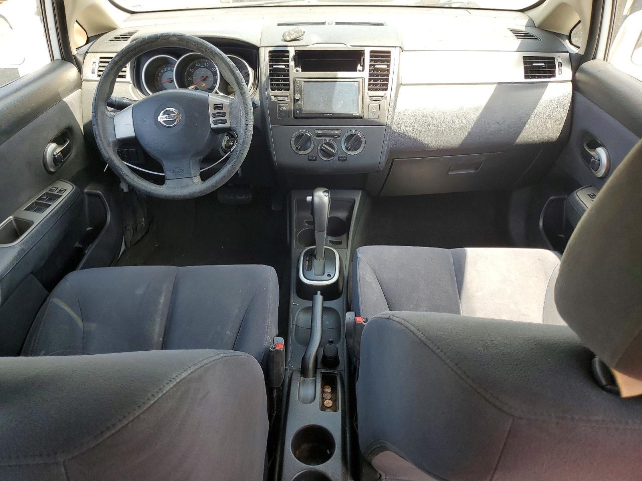 2009 Nissan Versa 1.8 S White vin: 3N1BC13E09L481626