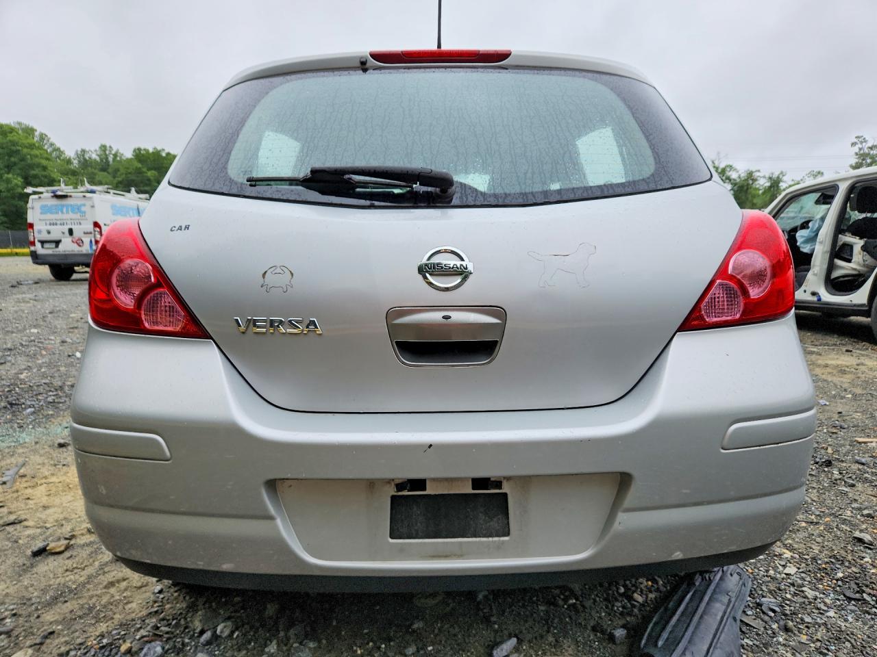 2007 Nissan Versa Silver vin: 3N1BC13E17L390328