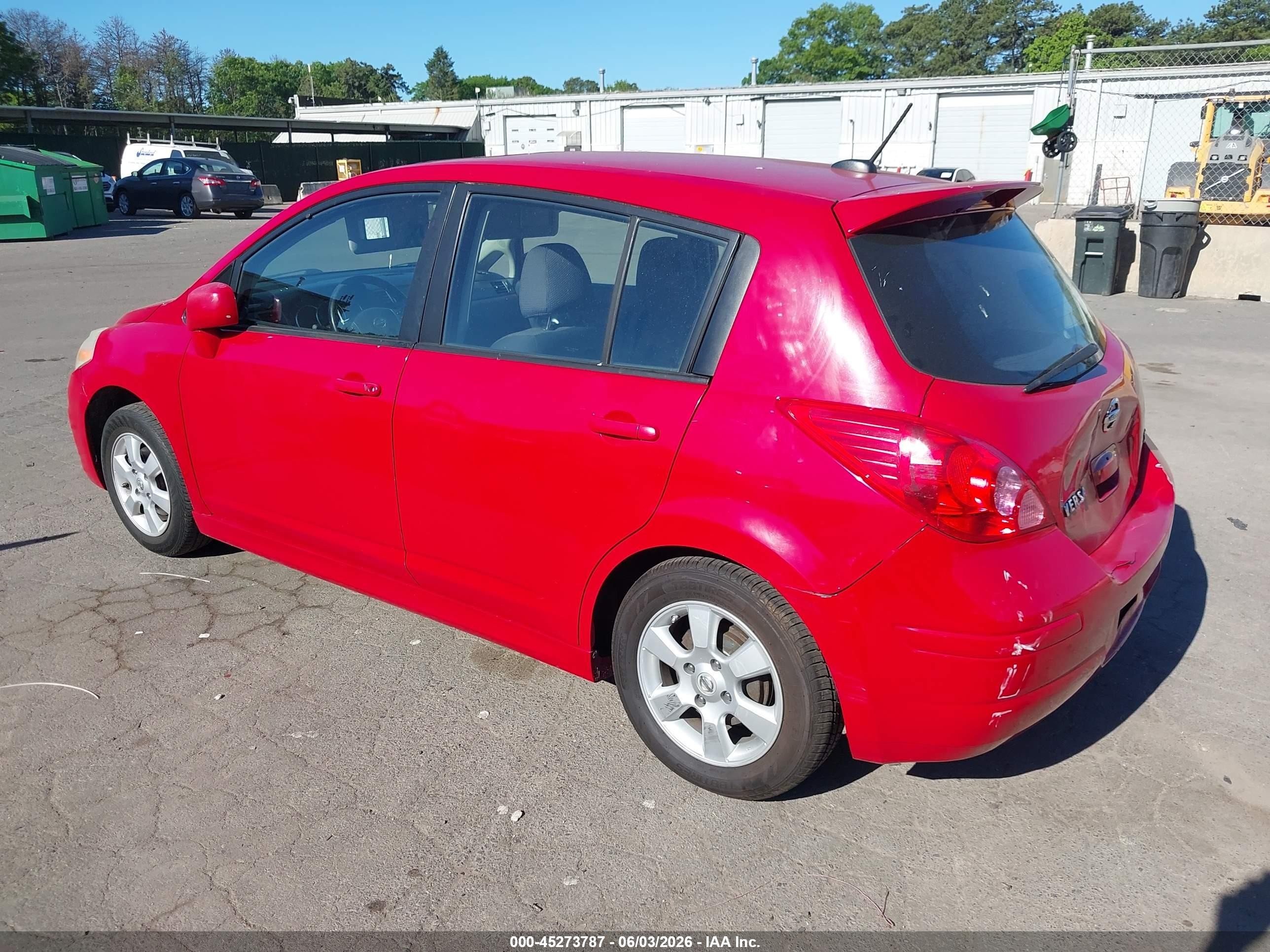 2007 Nissan Versa 1.8sl Red vin: 3N1BC13E17L413560