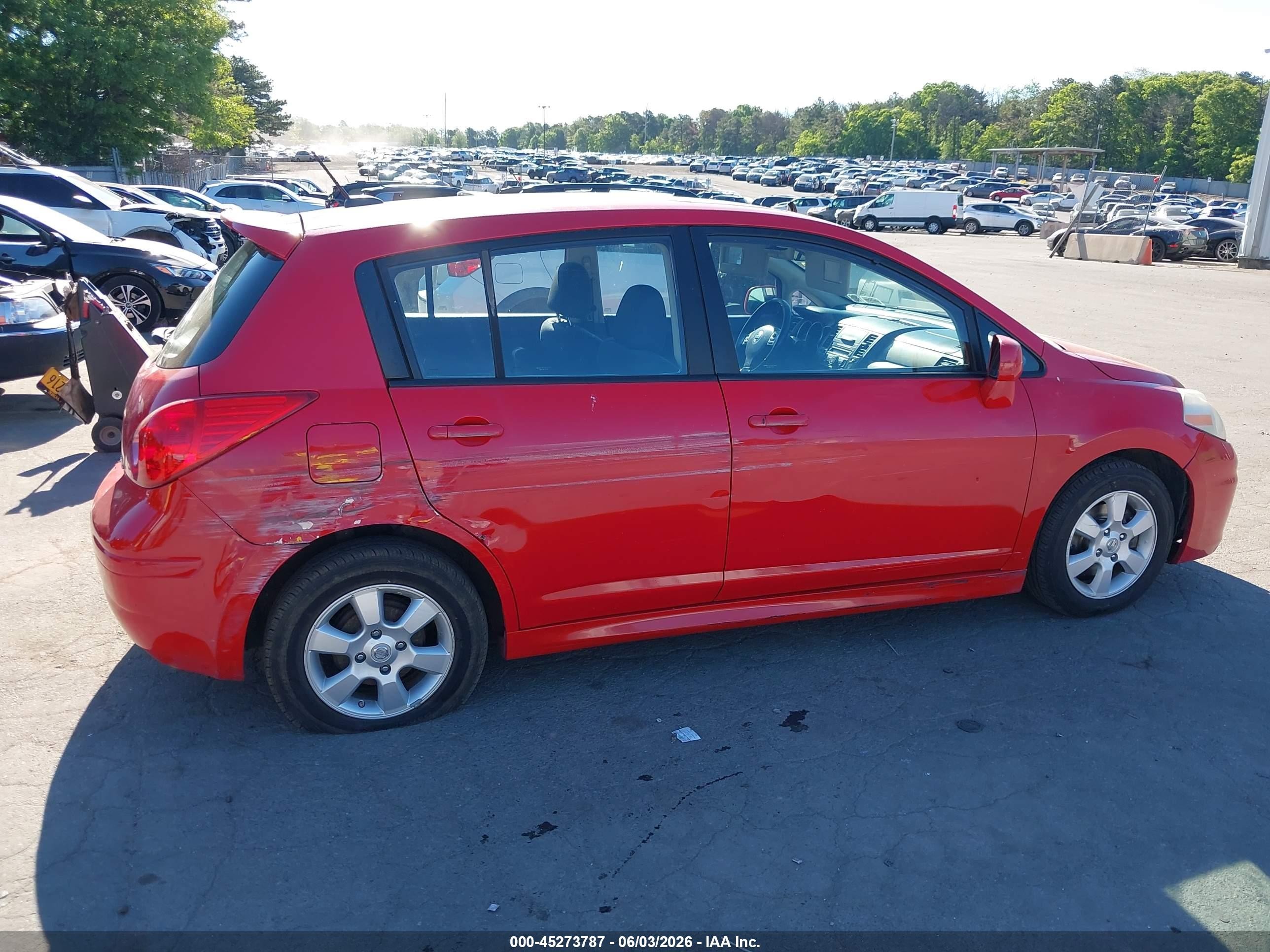 2007 Nissan Versa 1.8sl Red vin: 3N1BC13E17L413560