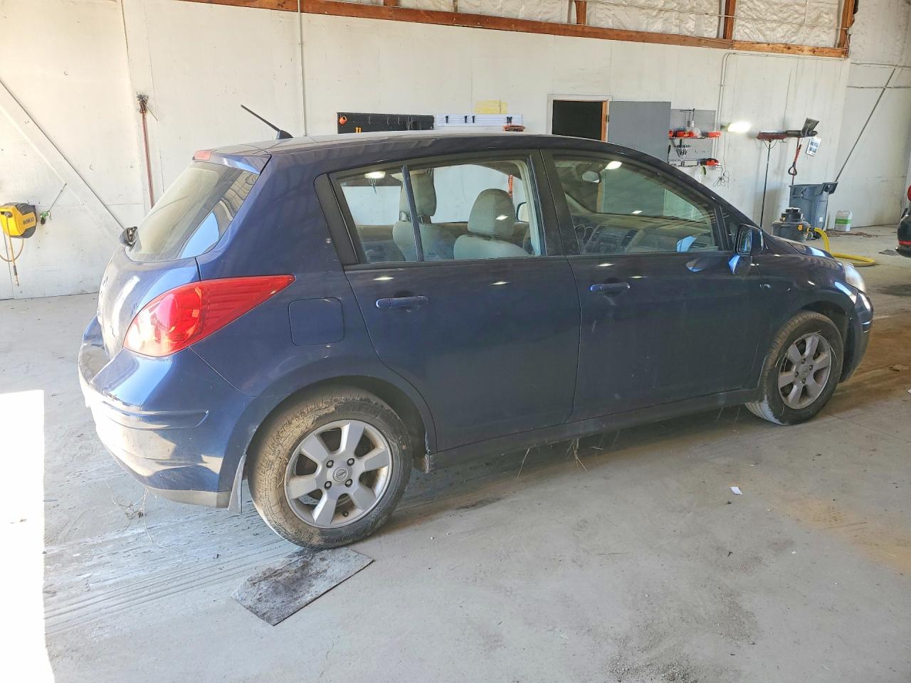 2007 Nissan Versa 1.8 S Blue vin: 3N1BC13E17L456568