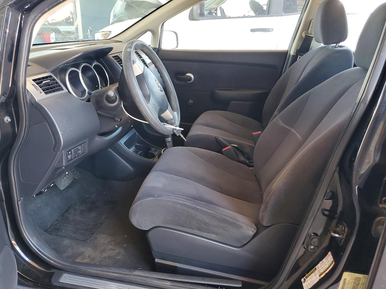 2008 Nissan Versa 1.8 S Black vin: 3N1BC13E18L367021