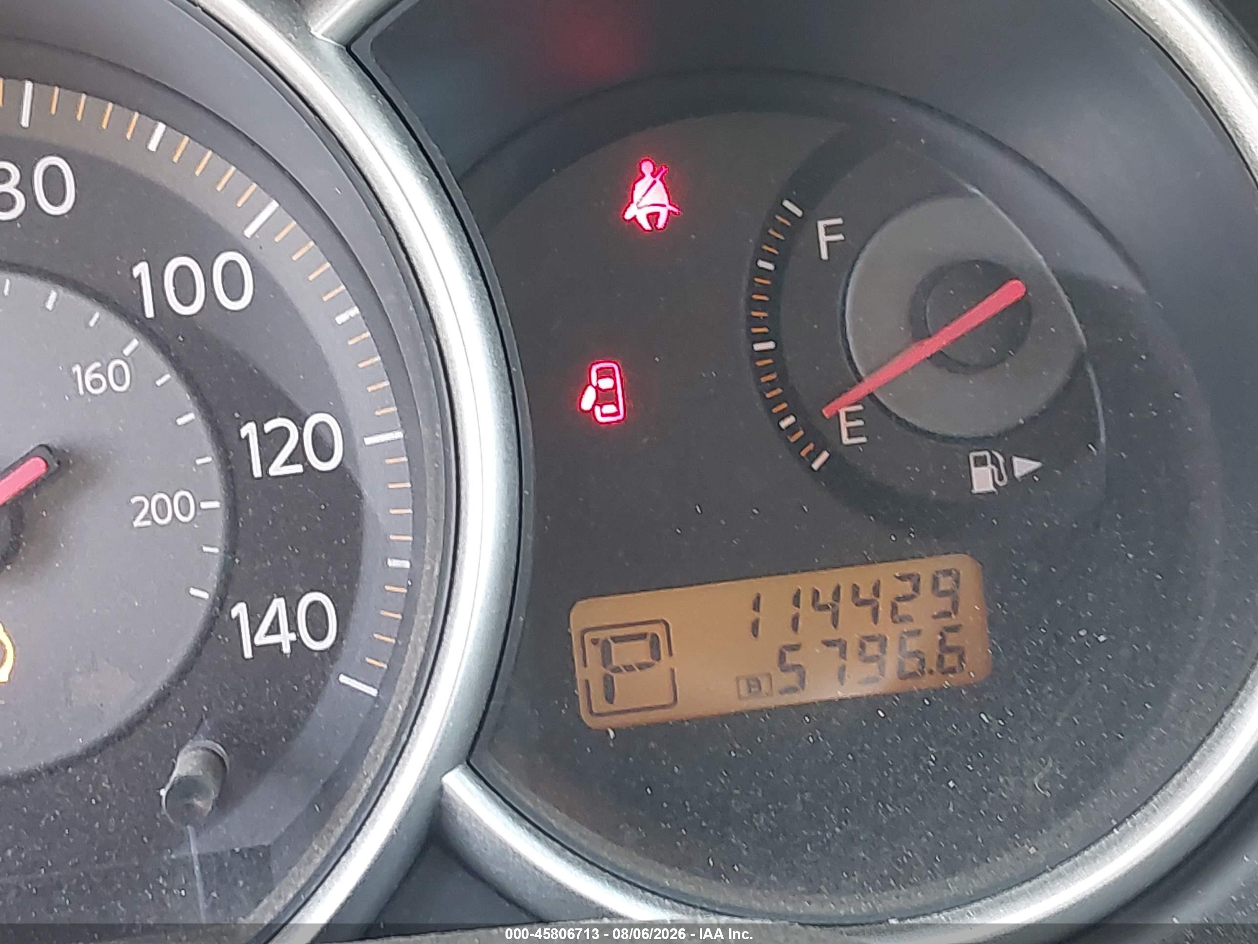 2008 Nissan Versa 1.8 S Серебряный vin: 3N1BC13E18L386765