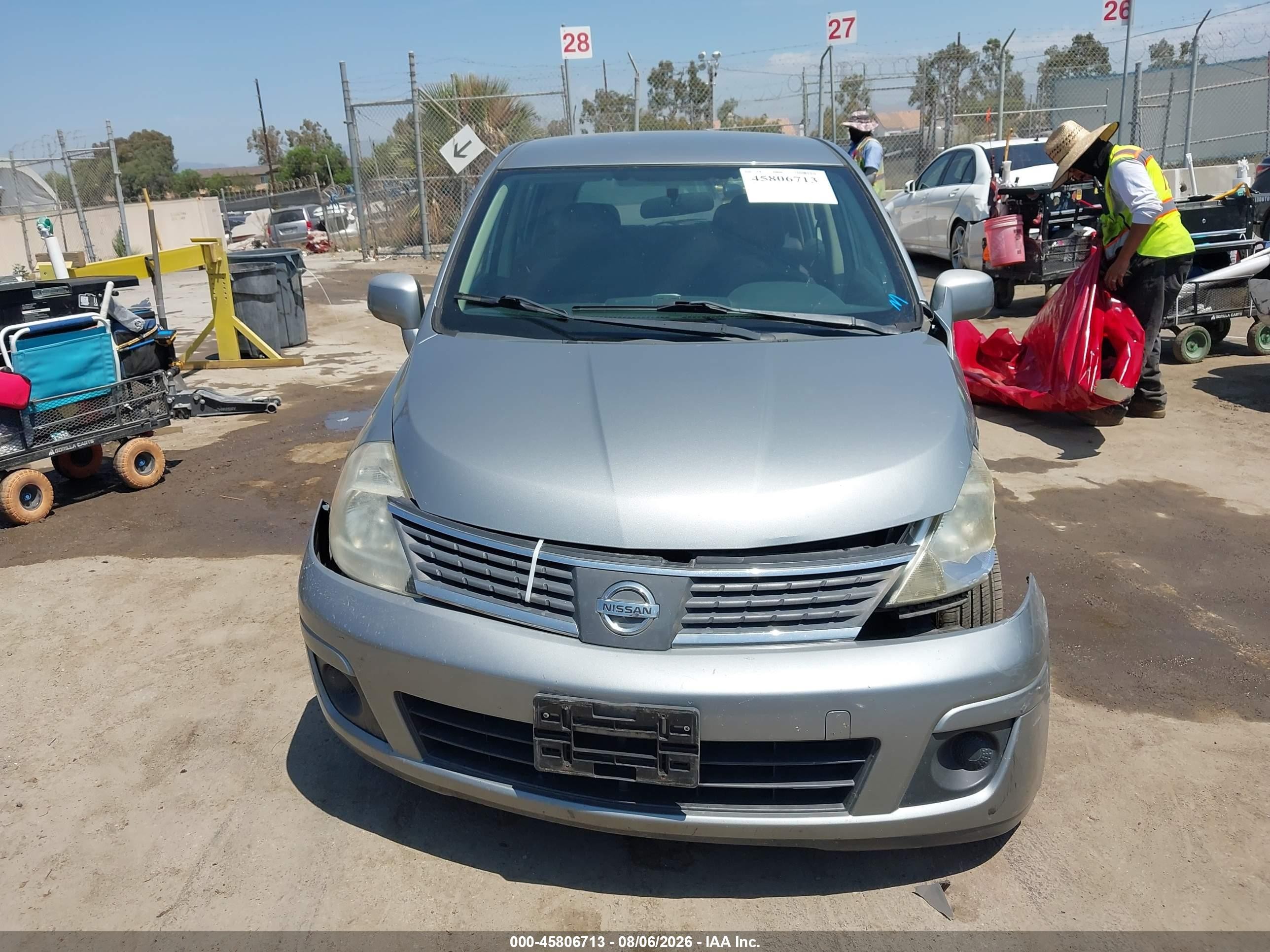 2008 Nissan Versa 1.8 S Серебряный vin: 3N1BC13E18L386765