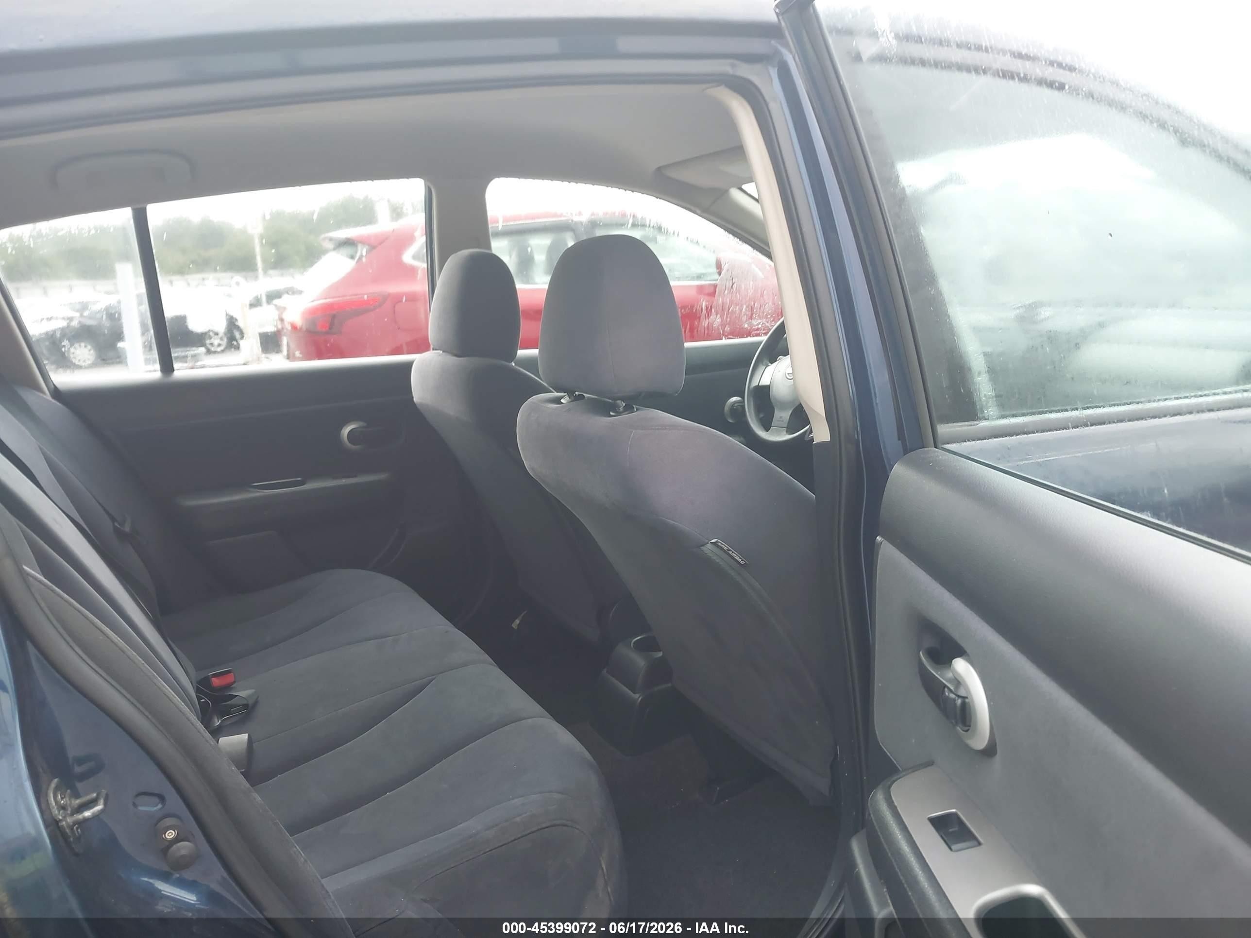 2008 Nissan Versa 1.8 S Blue vin: 3N1BC13E18L389116