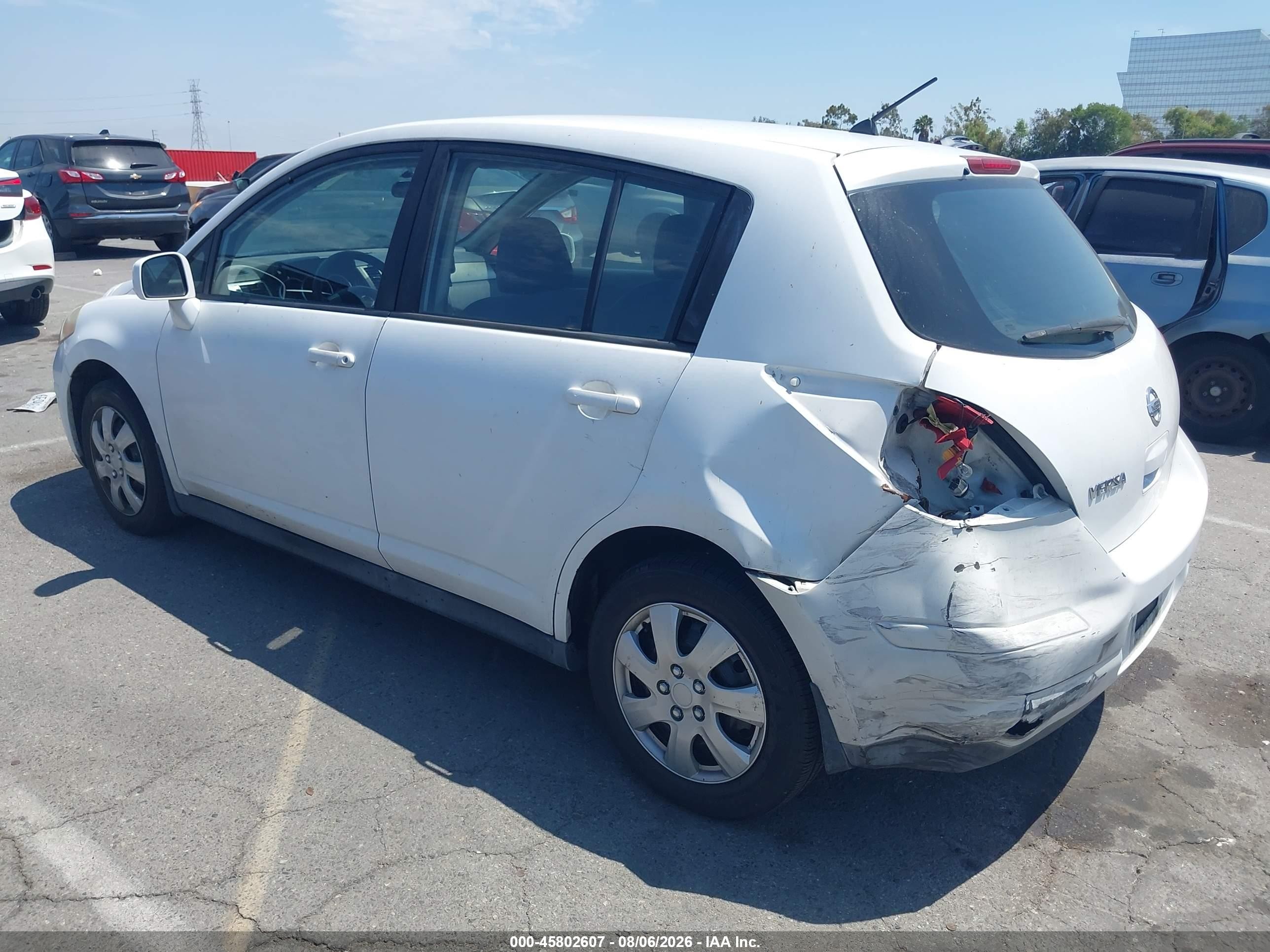 2008 Nissan Versa 1.8s White vin: 3N1BC13E18L440954