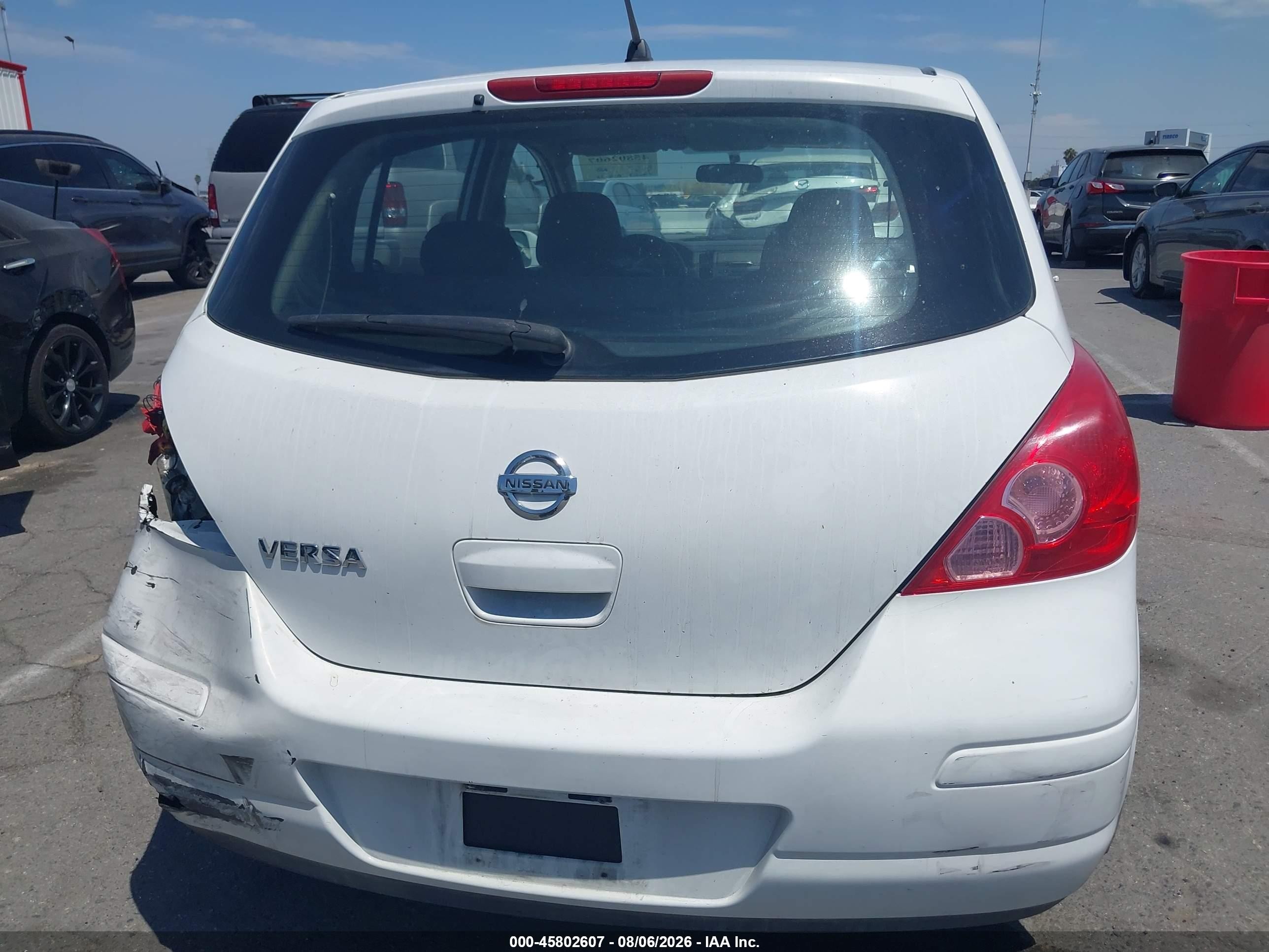 2008 Nissan Versa 1.8s White vin: 3N1BC13E18L440954