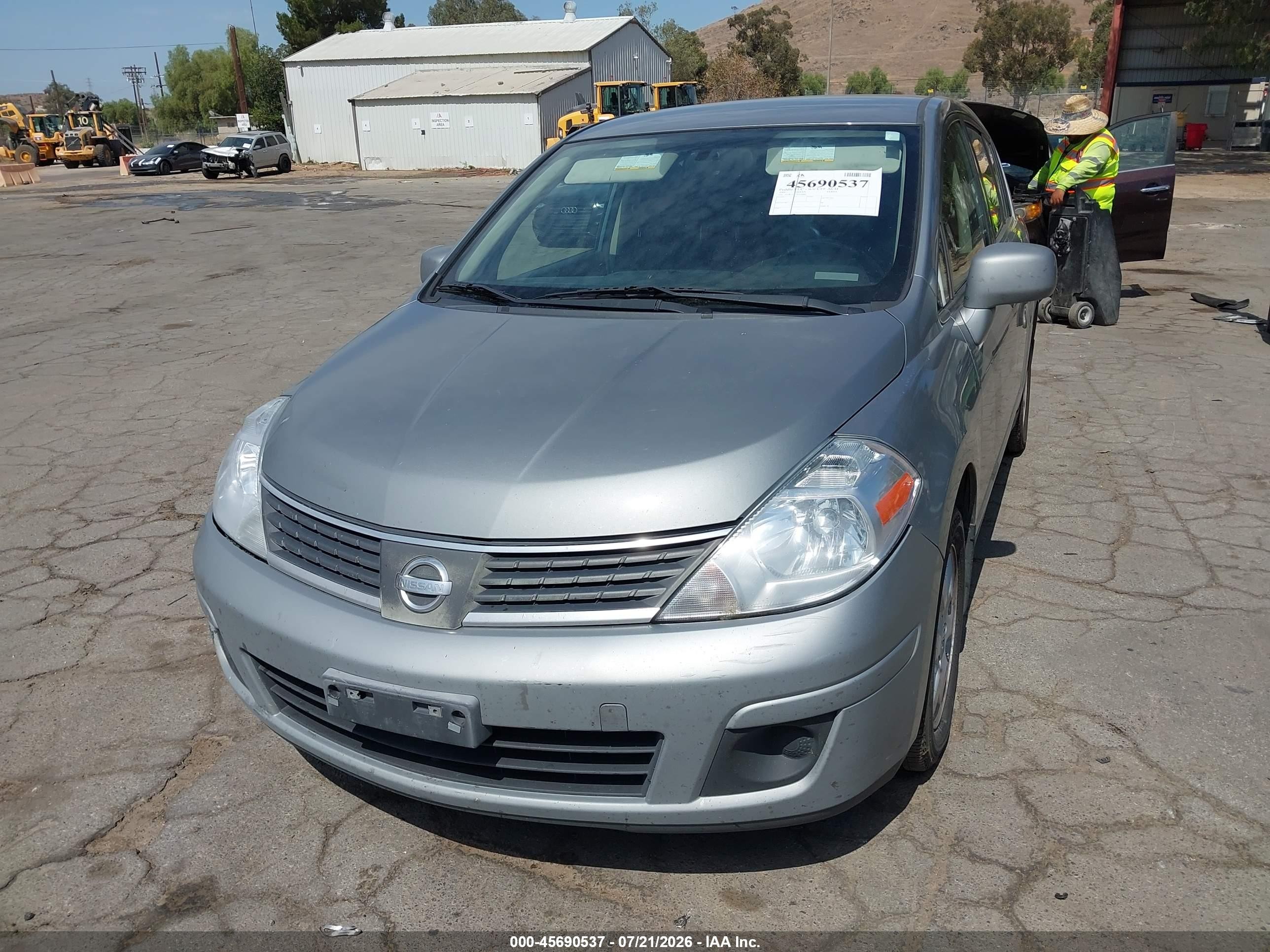 2009 Nissan Versa 1.8sl Silver vin: 3N1BC13E19L414890