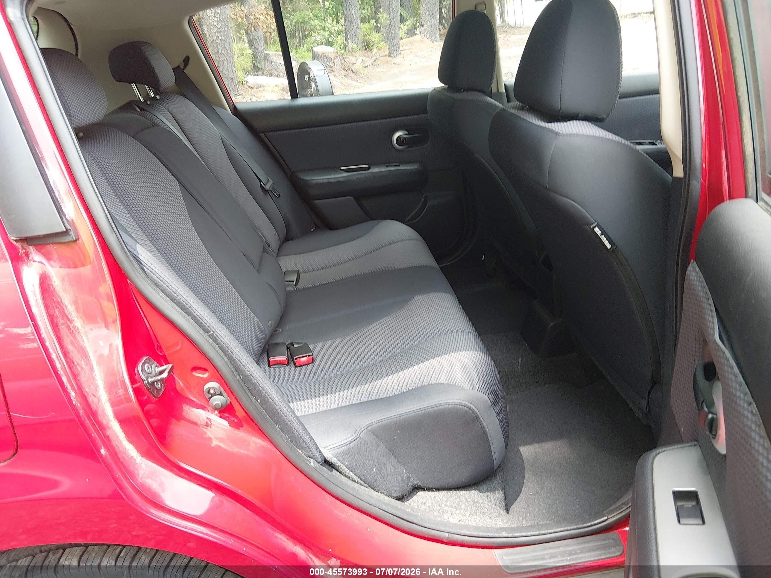 2009 Nissan Versa 1.8sl Red vin: 3N1BC13E19L419233