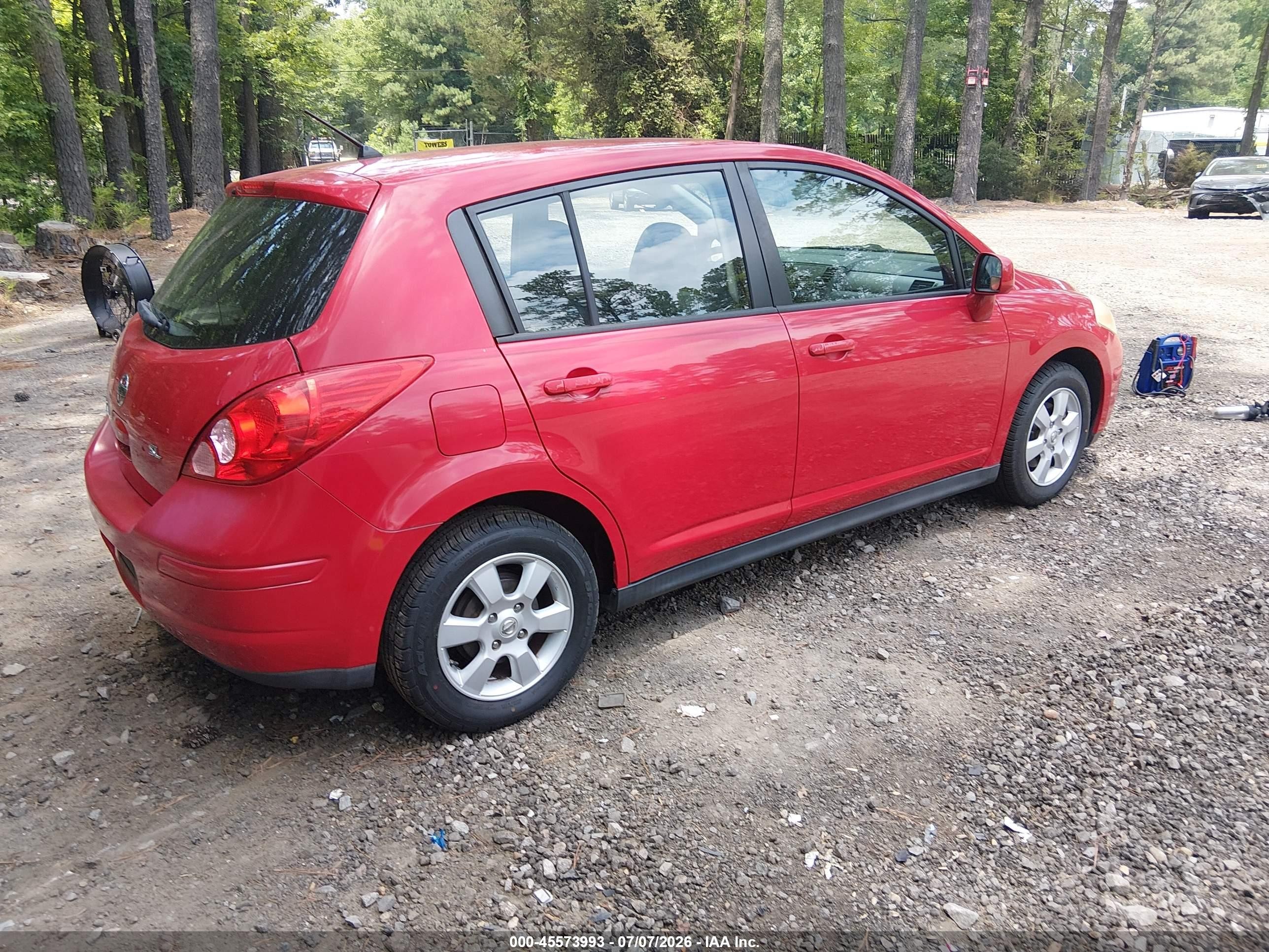 2009 Nissan Versa 1.8sl Red vin: 3N1BC13E19L419233