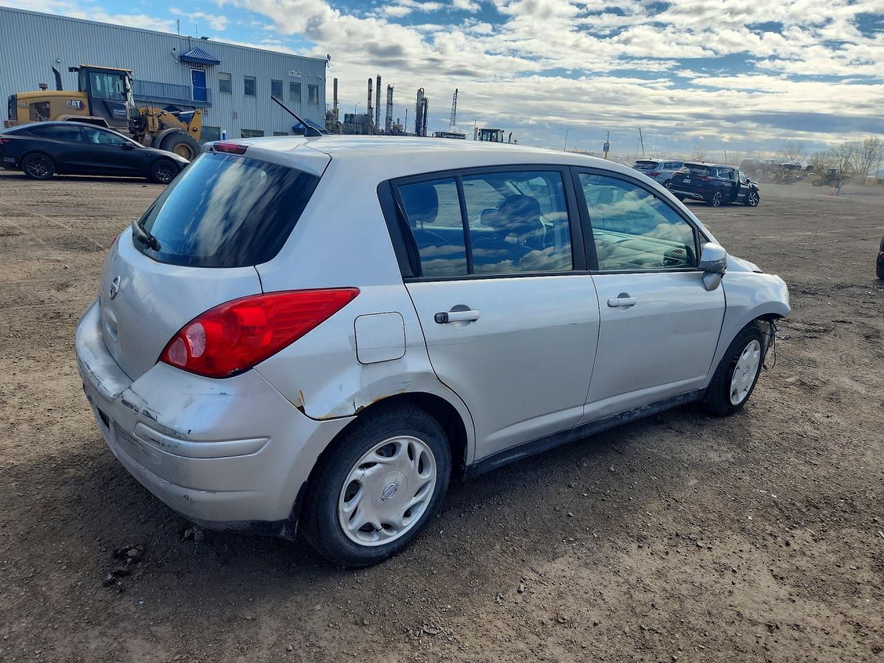 2009 Nissan Versa 1.8 S Silver vin: 3N1BC13E19L456167