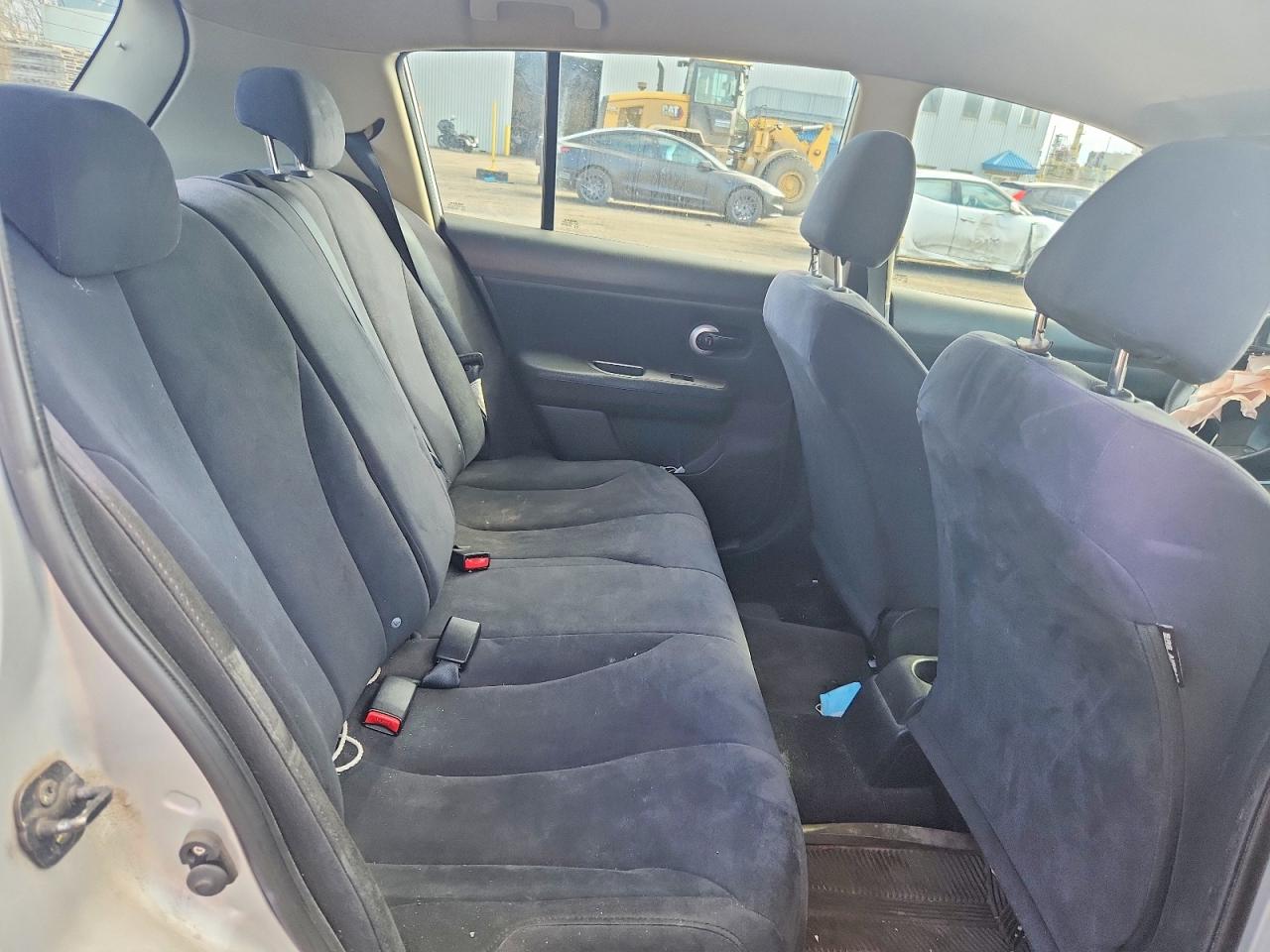 2009 Nissan Versa 1.8 S Silver vin: 3N1BC13E19L456167