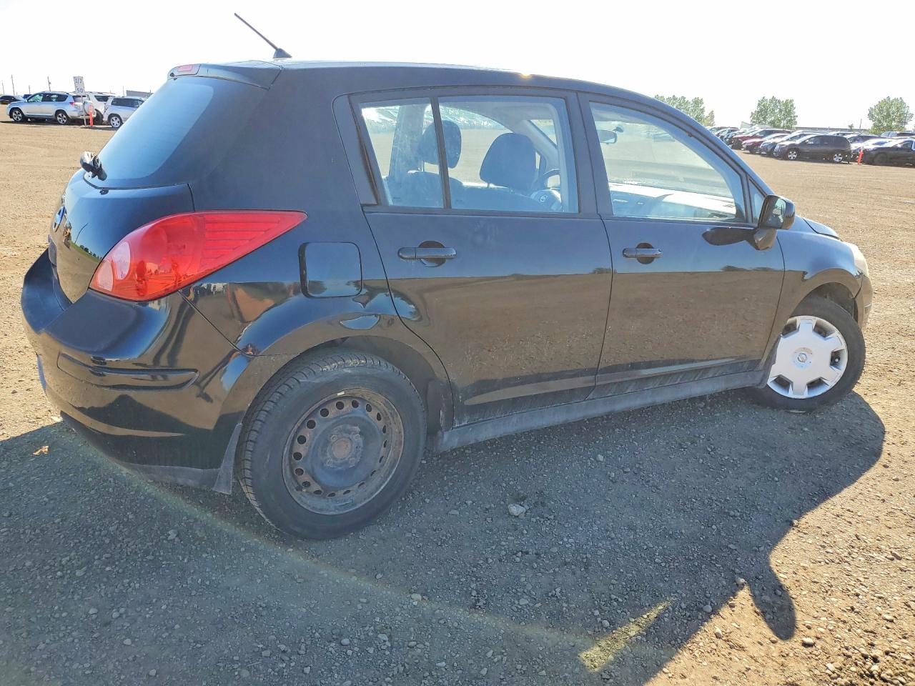 2007 Nissan Versa 1.8 S Черный vin: 3N1BC13E27L351361