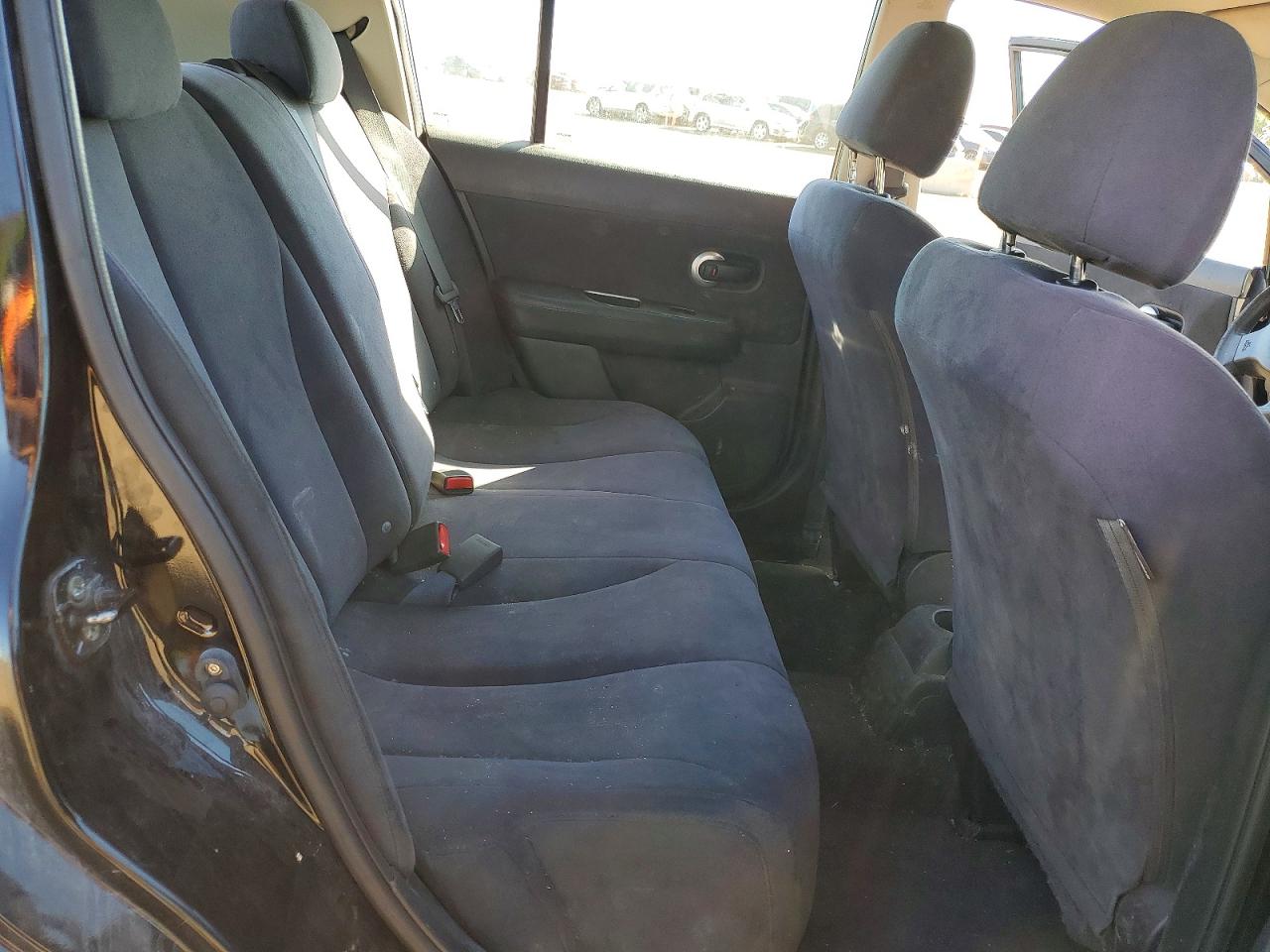 2007 Nissan Versa 1.8 S Черный vin: 3N1BC13E27L351361